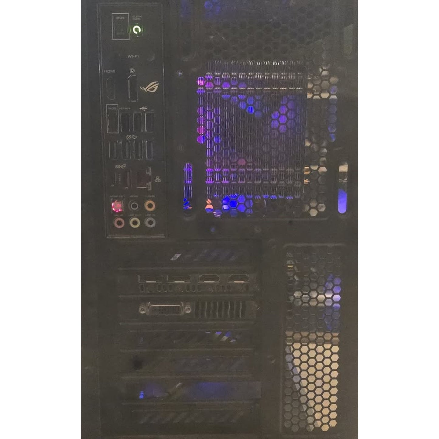 Custom Gaming Desktop / Intel I7-7700K 4.2Ghz / Nvidia GTX 1080Ti / 1TB SSD / 16GB Ram /