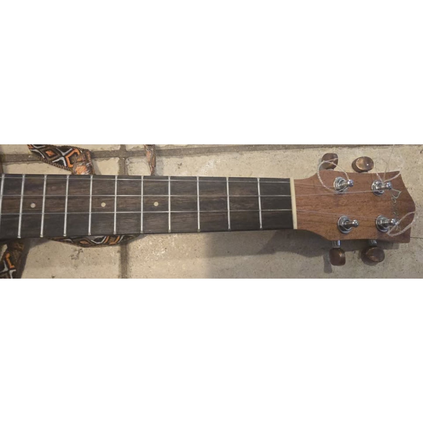 Donner DUT-1 26" Tenor Ukulele