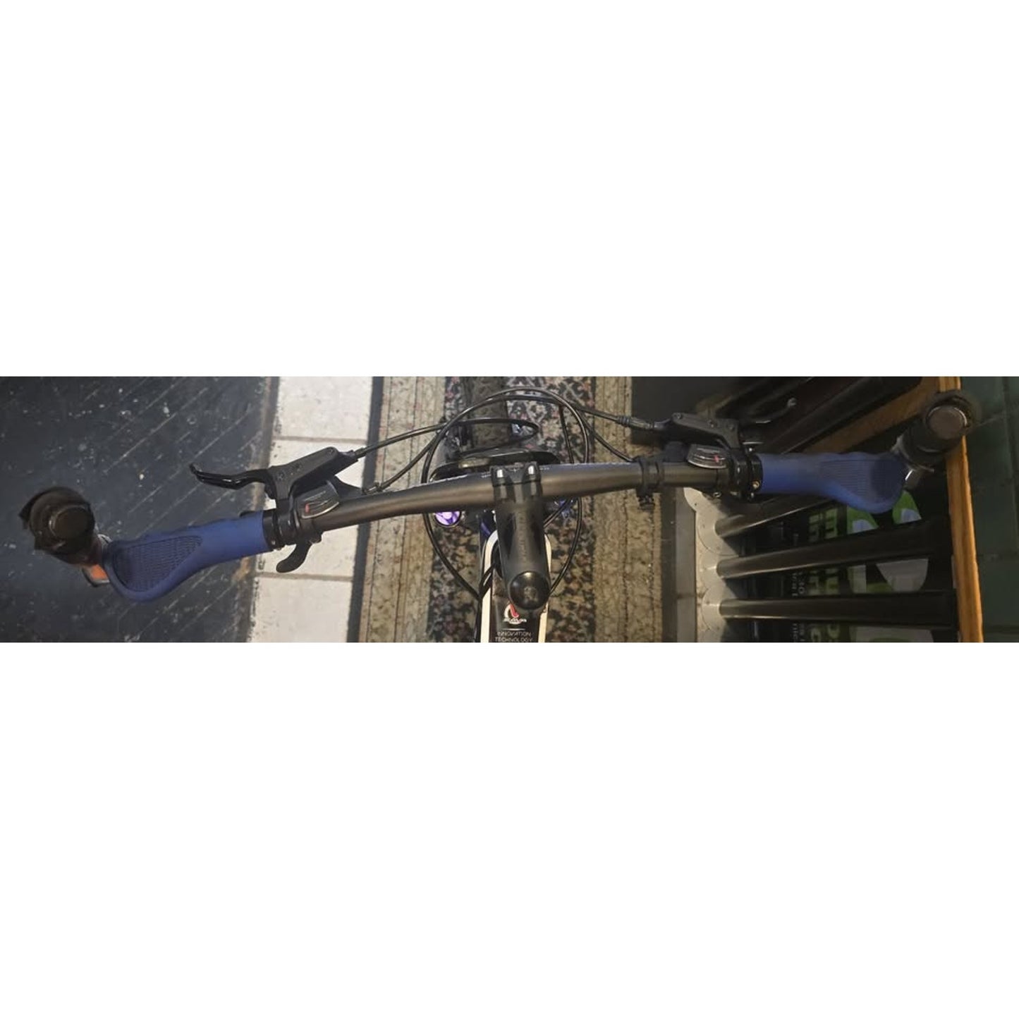 Sava Deck Mountain Bikes / 27.5" Wheels / 19" Frame / 27-Speed /