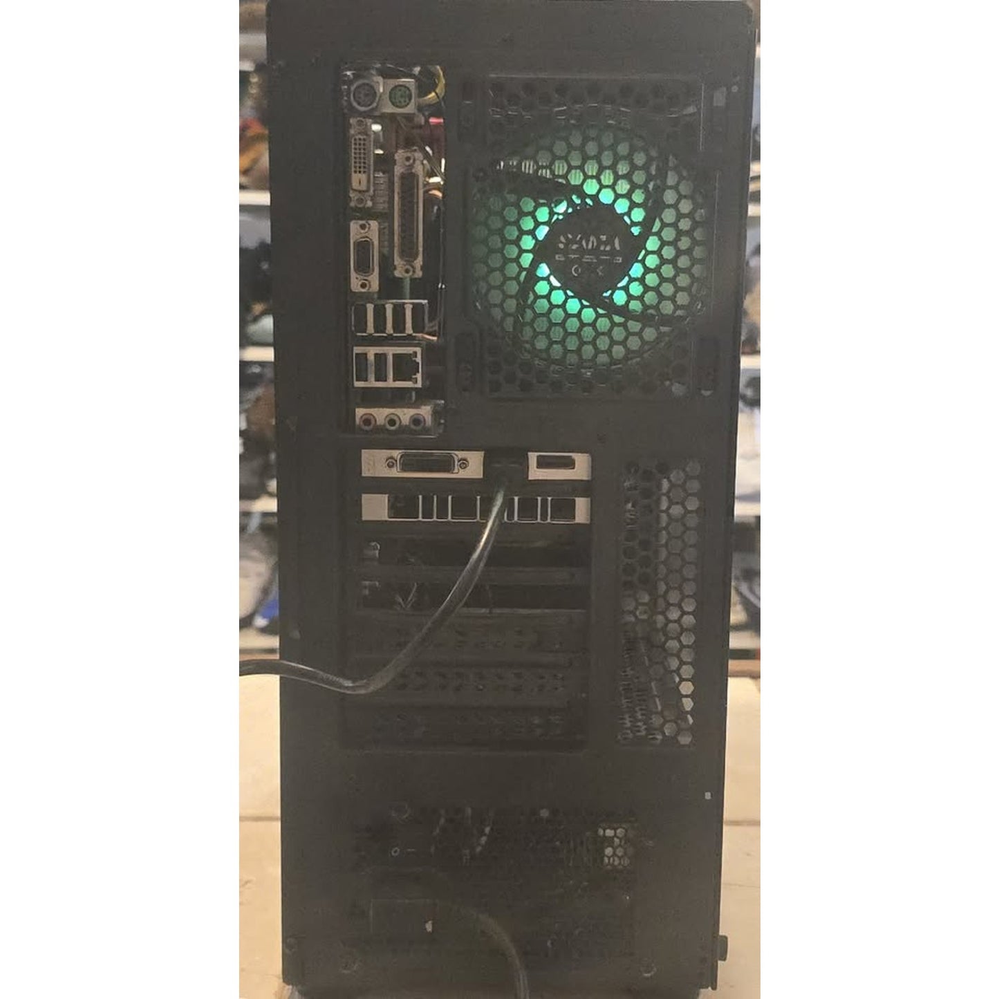 Custom Gaming Desktop / Intel I5-4690K / Nvidia GTX 1650 / 500GB SSD / 16GB Ram /