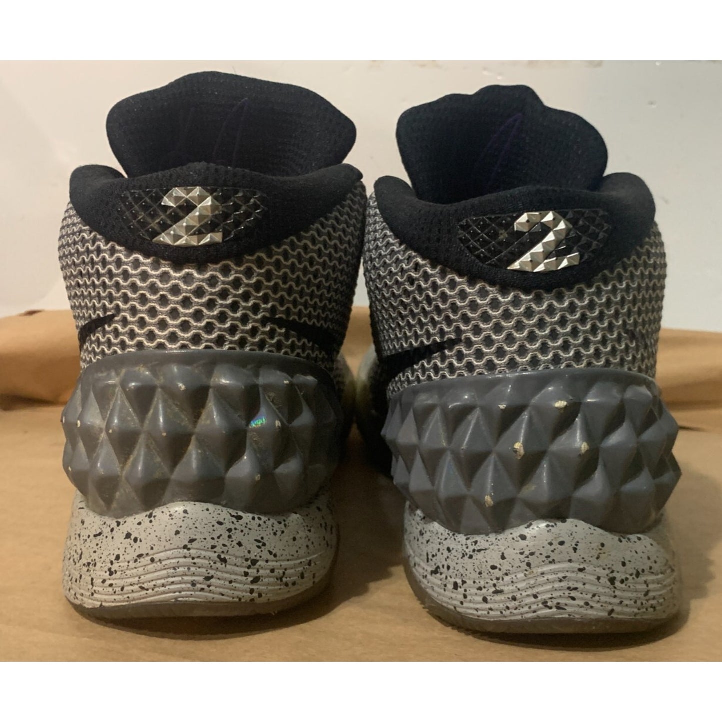 Nike Kyrie 1 All Star Dark Grey Pure Platinum 742547-090 Mens Size 11.5