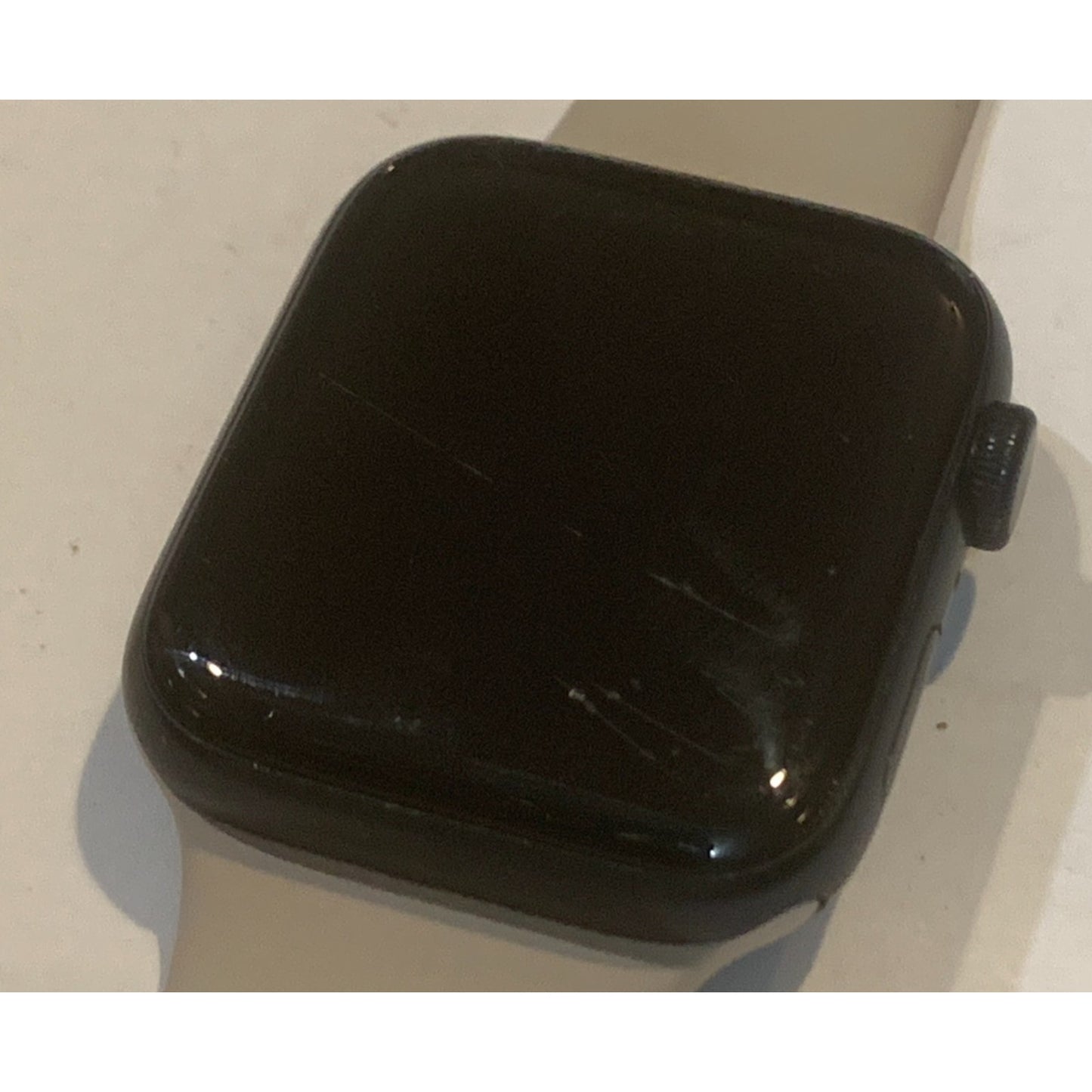 Apple Watch SE (2nd Gen) 44mm Starlight Aluminum GPS Smartwatch