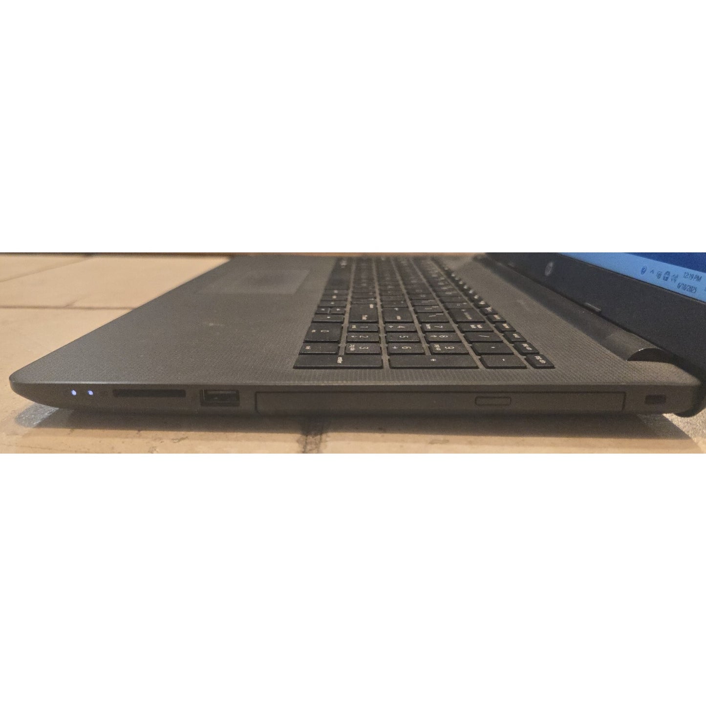 HP 15-3168ngw Laptop AMD E2-9000e RADEON R2 4GB RAM 500GB HDD 2242