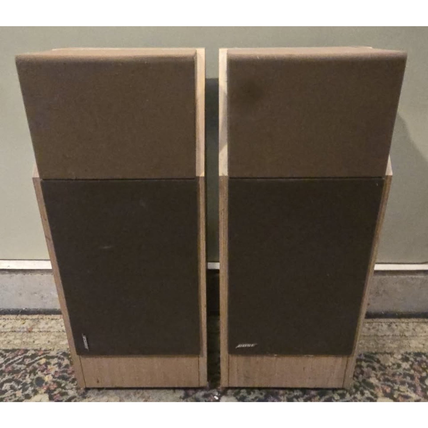 Bose 601 Series III Pair of Vintage Floor-Standing Stereo Speakers
