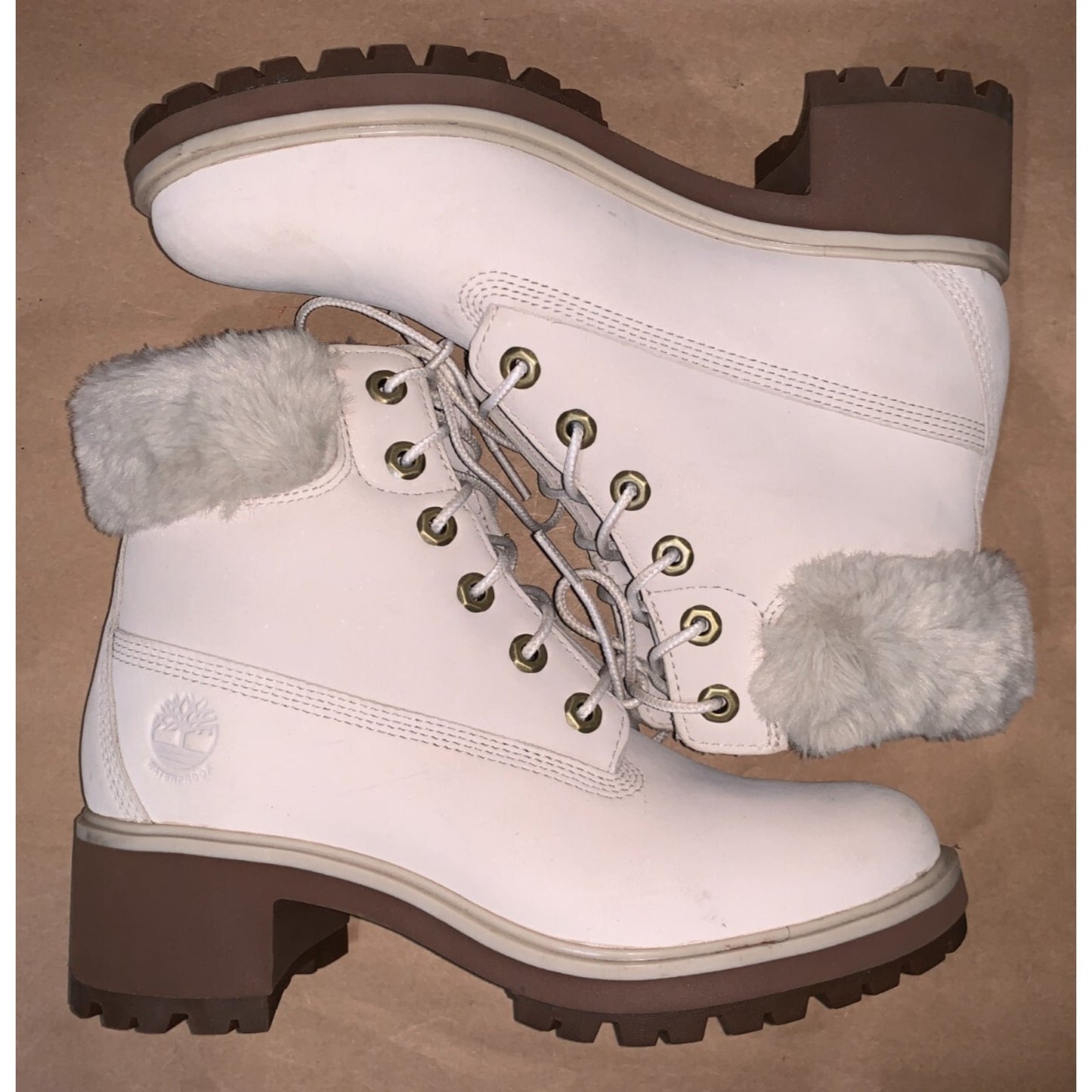 Timberland Women Boots KINSLEY Waterproof Leather Bootie US 8 Cream