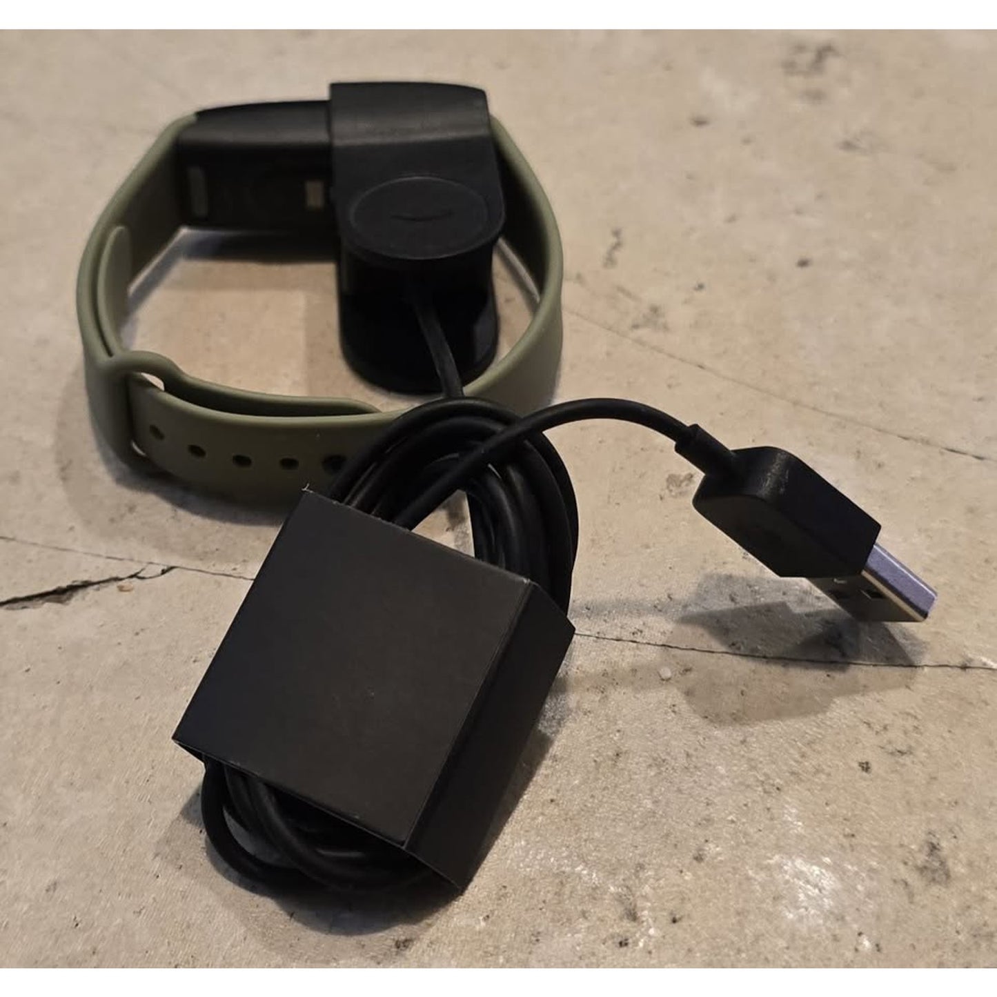 Amazon Halo View Activity Tracker Smart Watch / B78C5E /