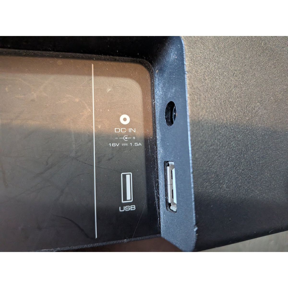 VIZIO 29" Sound Bar 2.0 System / SB2920-D6