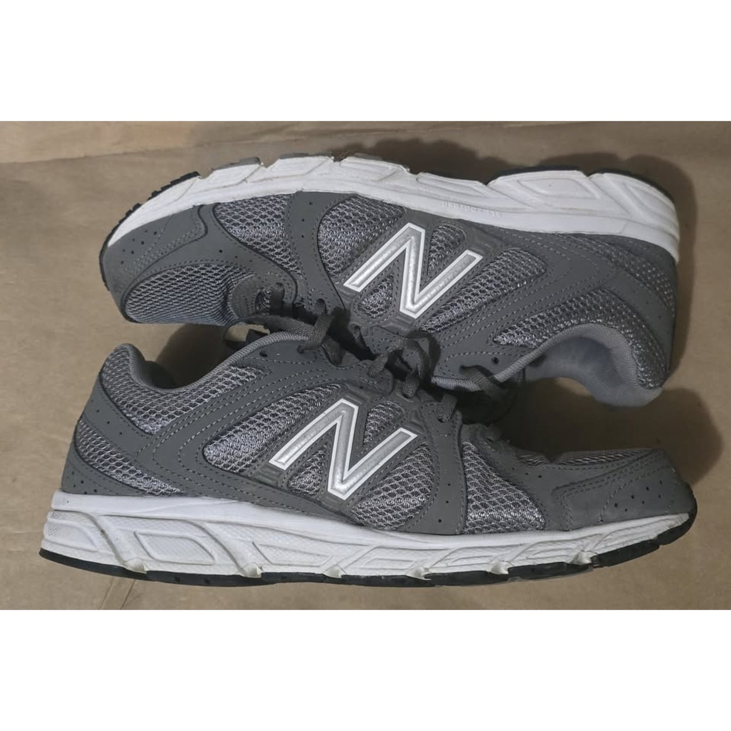 NewBalance 401 Running Shoes / 9.5M /