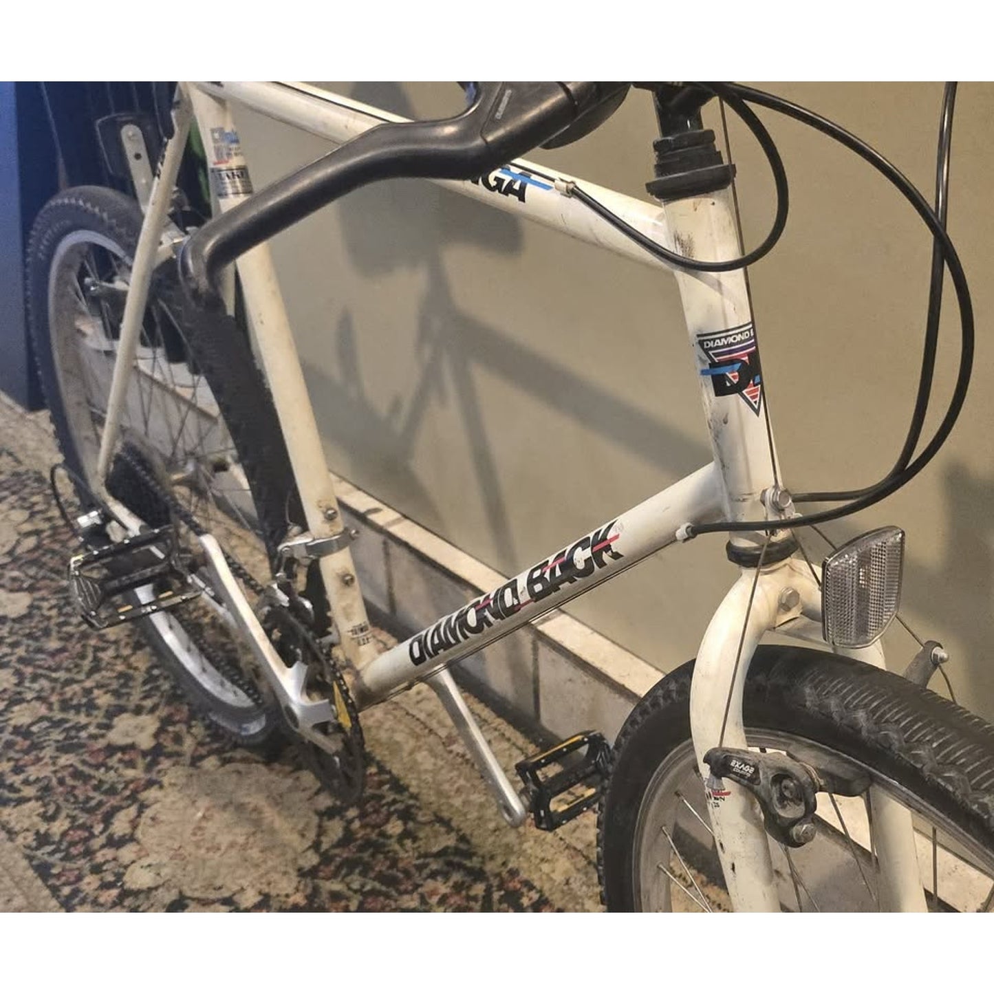 Diamondback Topanga Mountain Bike / 26" Wheels / 23" XL Frame / 21-Speed