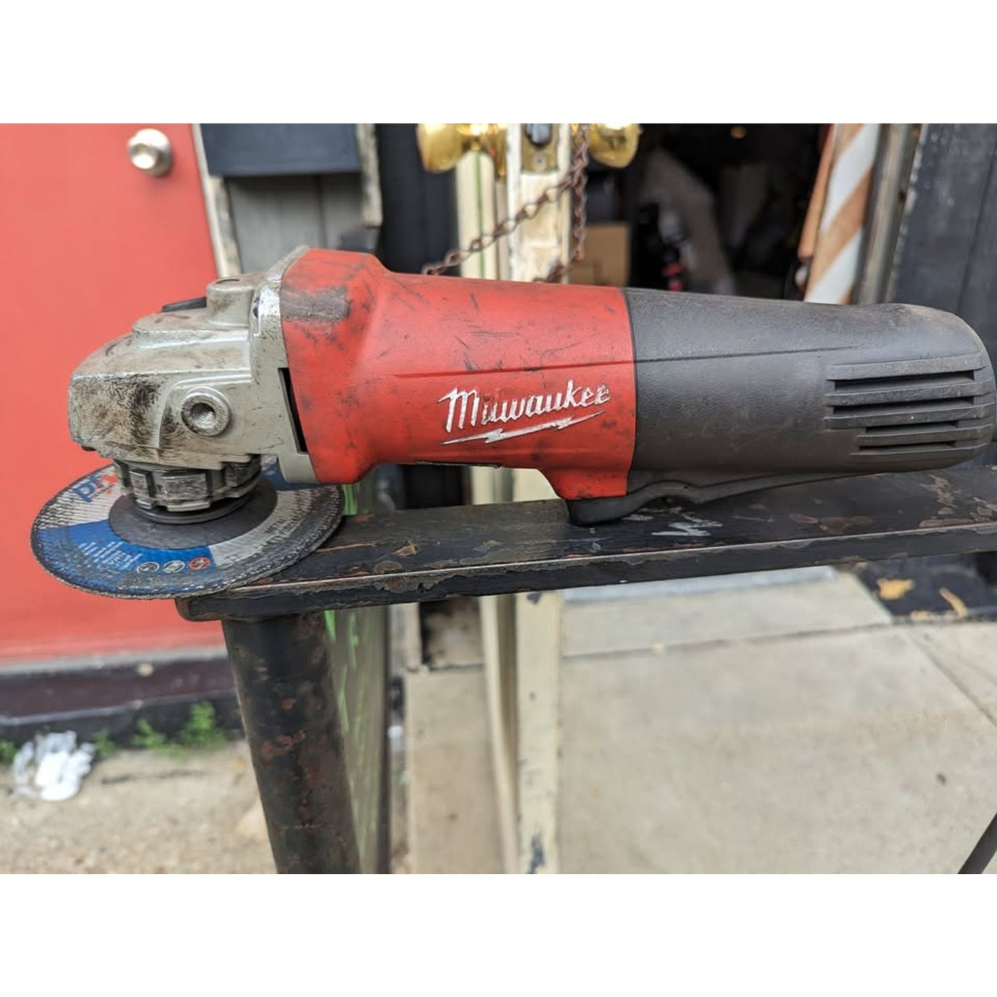 Milwaukee 4-1/2 11A Small Corded Angle Grinder