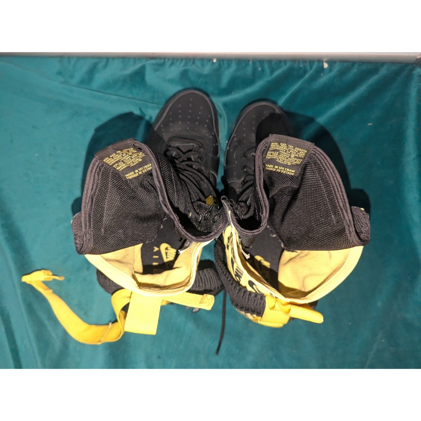 Nike SF Air Force 1 HIGH Black And Dynamic Yellow Mens Sz 11.5