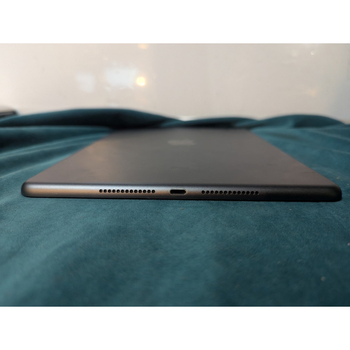 Apple Ipad 7th Gen Tablet A2197 128GB Wi-Fi Silver