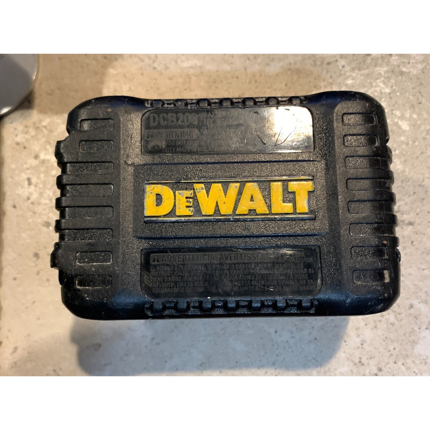 DeWalt DCB2108 20V XR Li-Ion POWERPACK Battery 8Ah