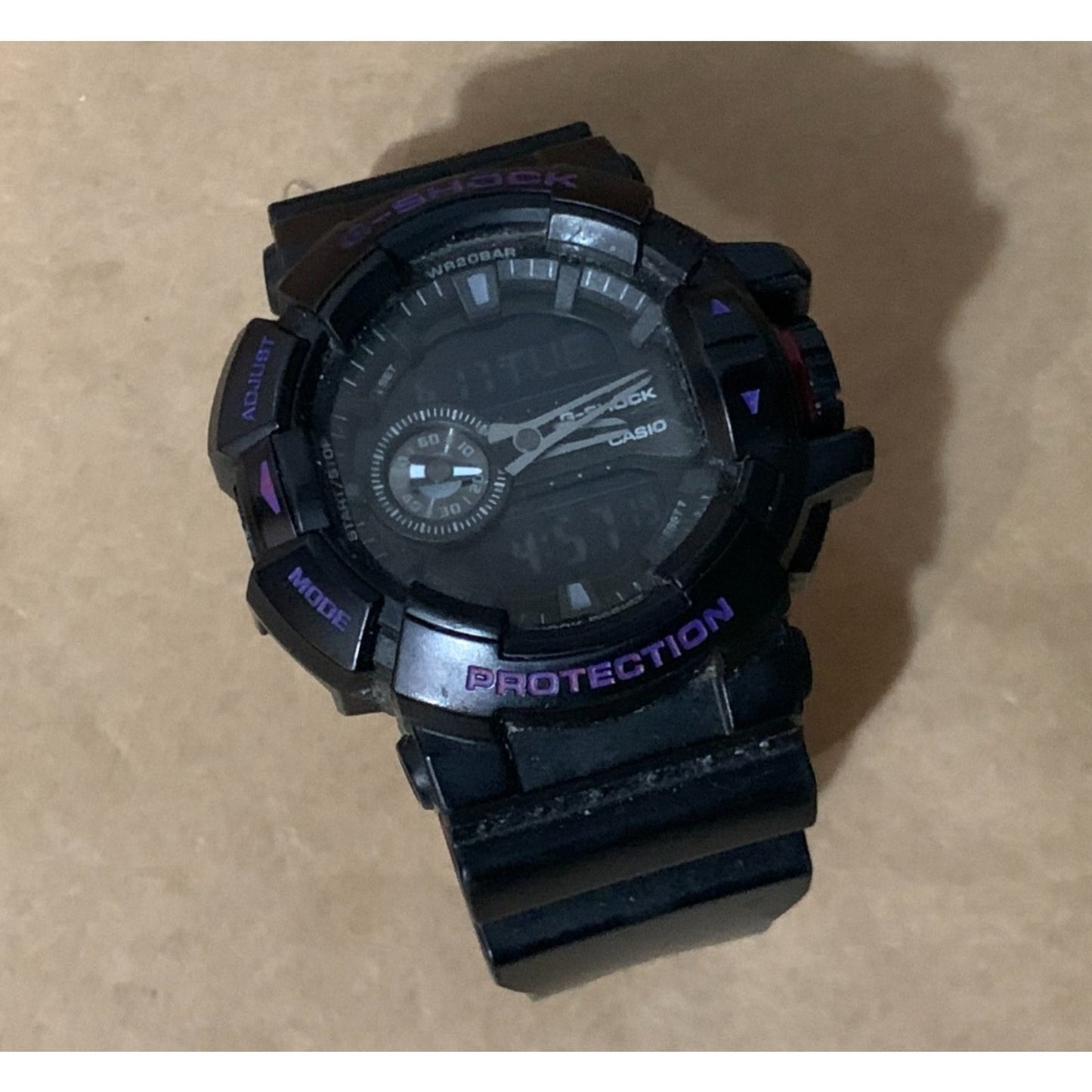 Casio Men's G-Shock Black Red Super Illuminator Analog Digital Watch GA400HR-1A