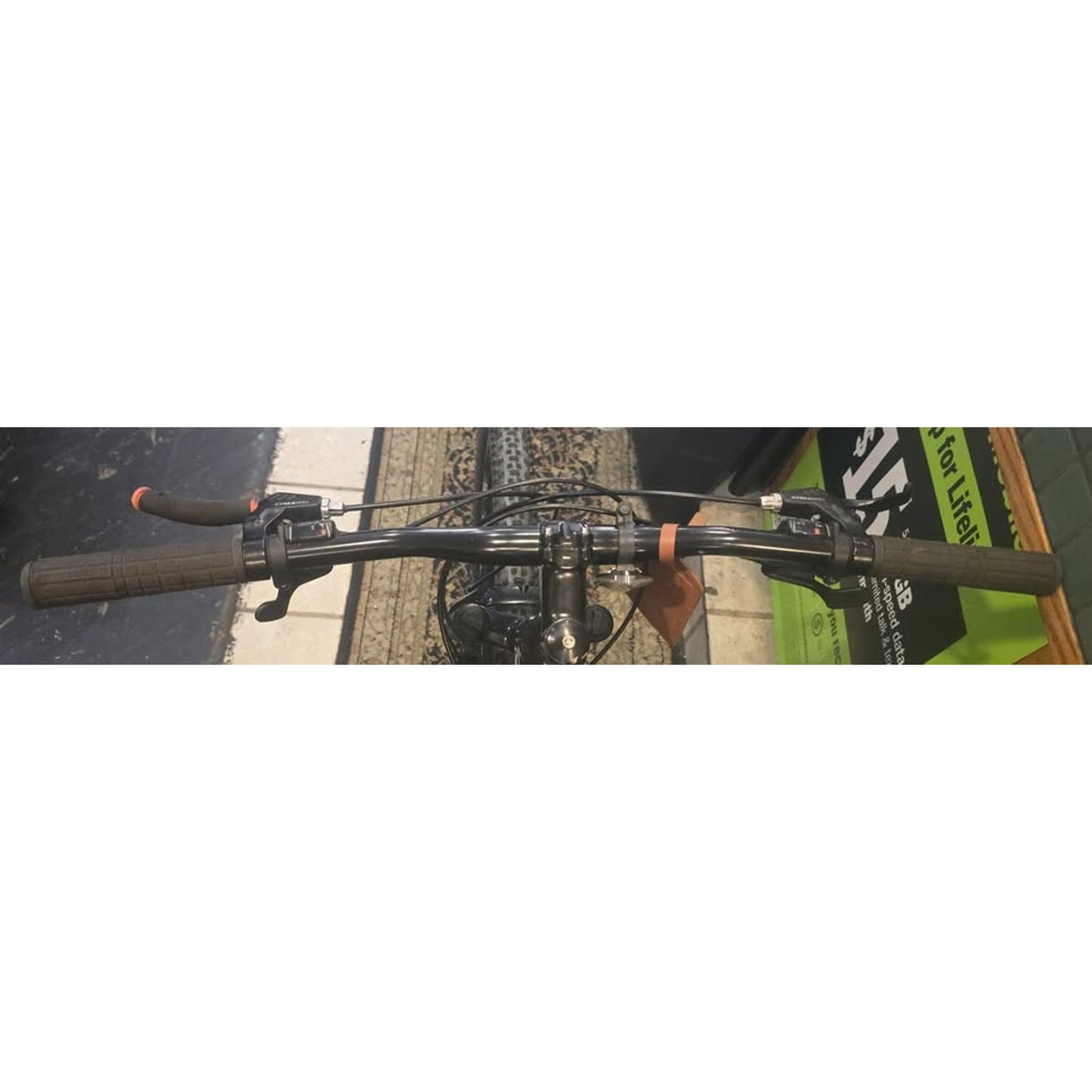 Cannondale Trail 8 Mountain Bike / 13" Frame / 27.5" Wheel / 14-Speed /