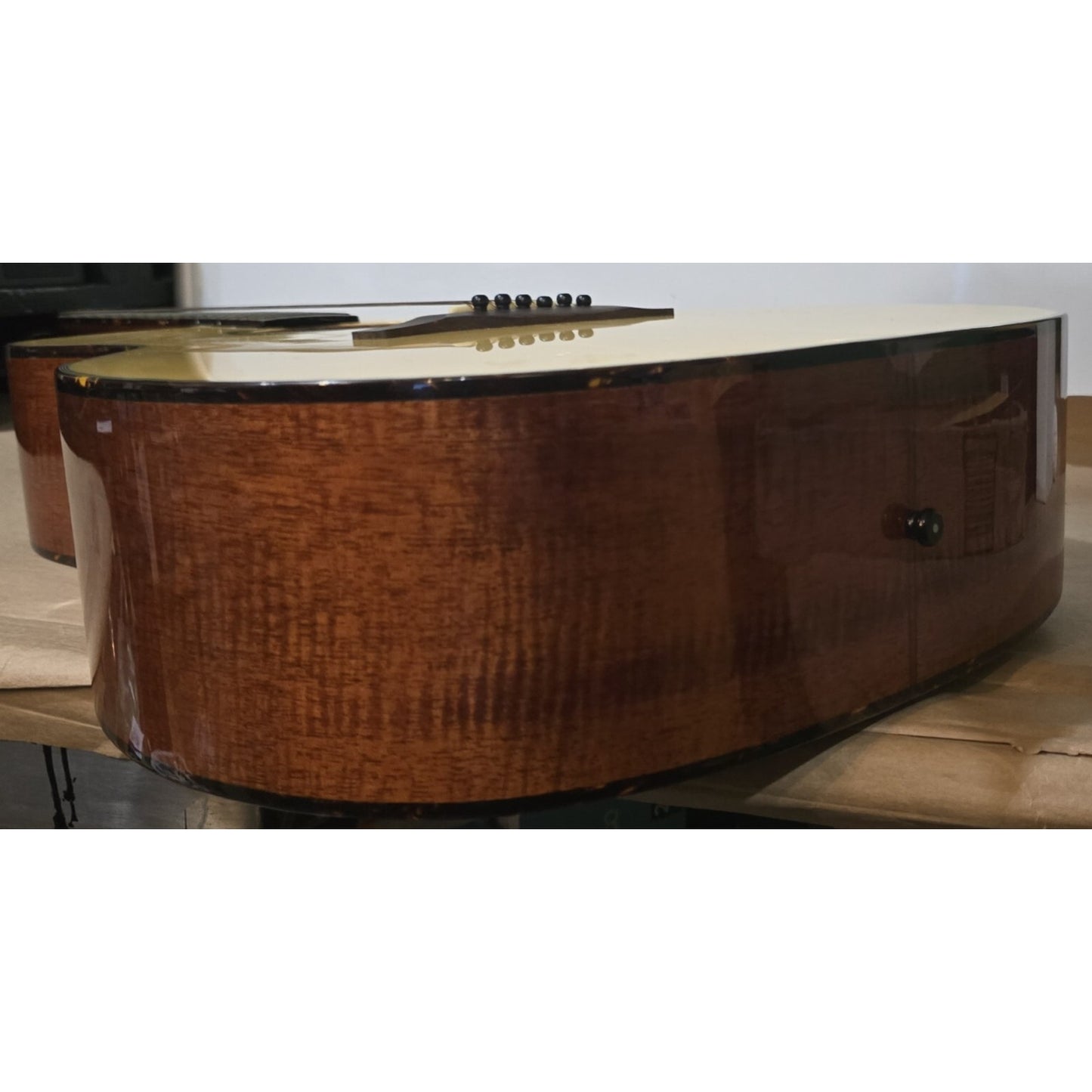 Fender GA-43S RARE Natural Gloss 100% Solid Spruce & Mahogany OM Model w/ Case
