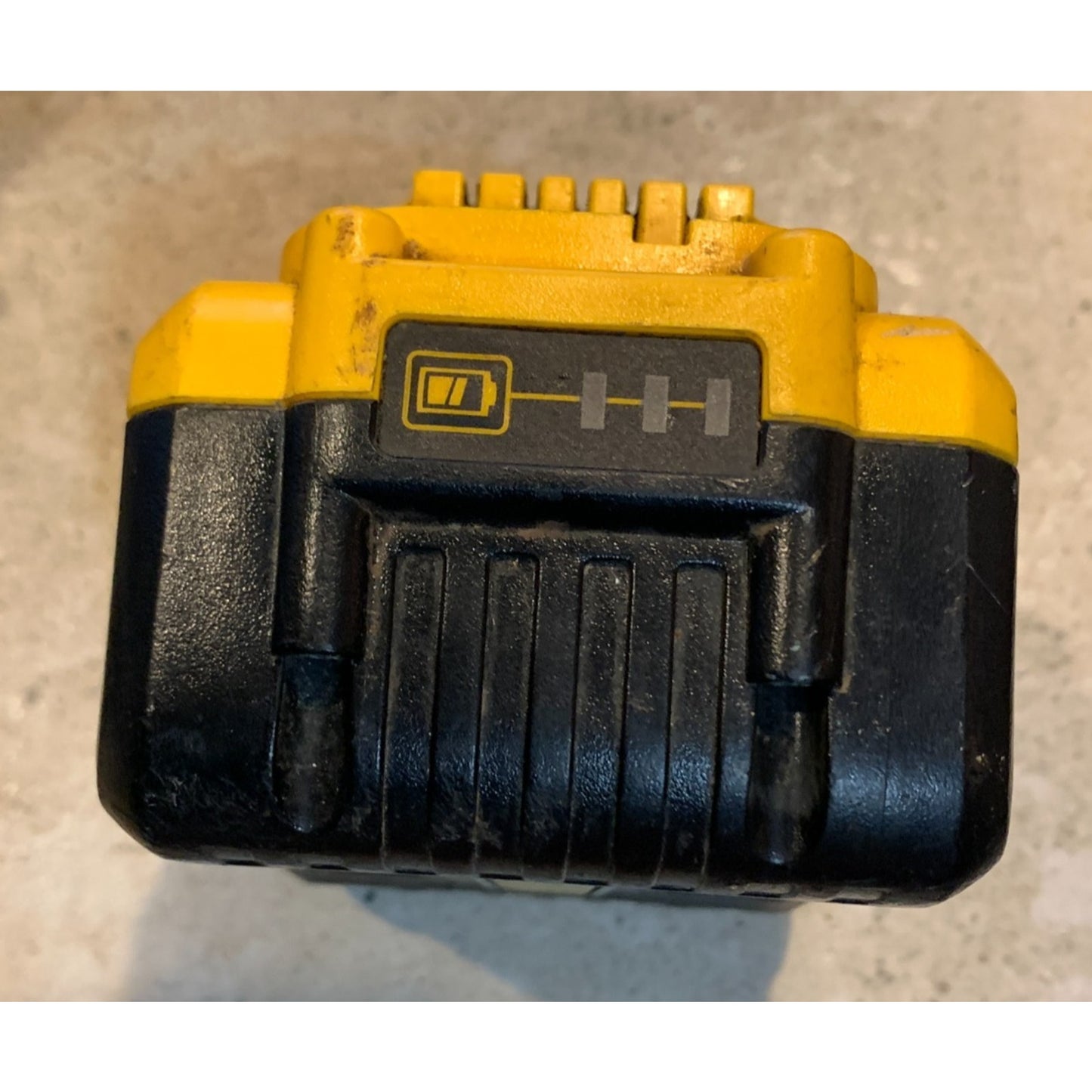 DeWalt DCB2108 20V XR Li-Ion POWERPACK Battery 8Ah