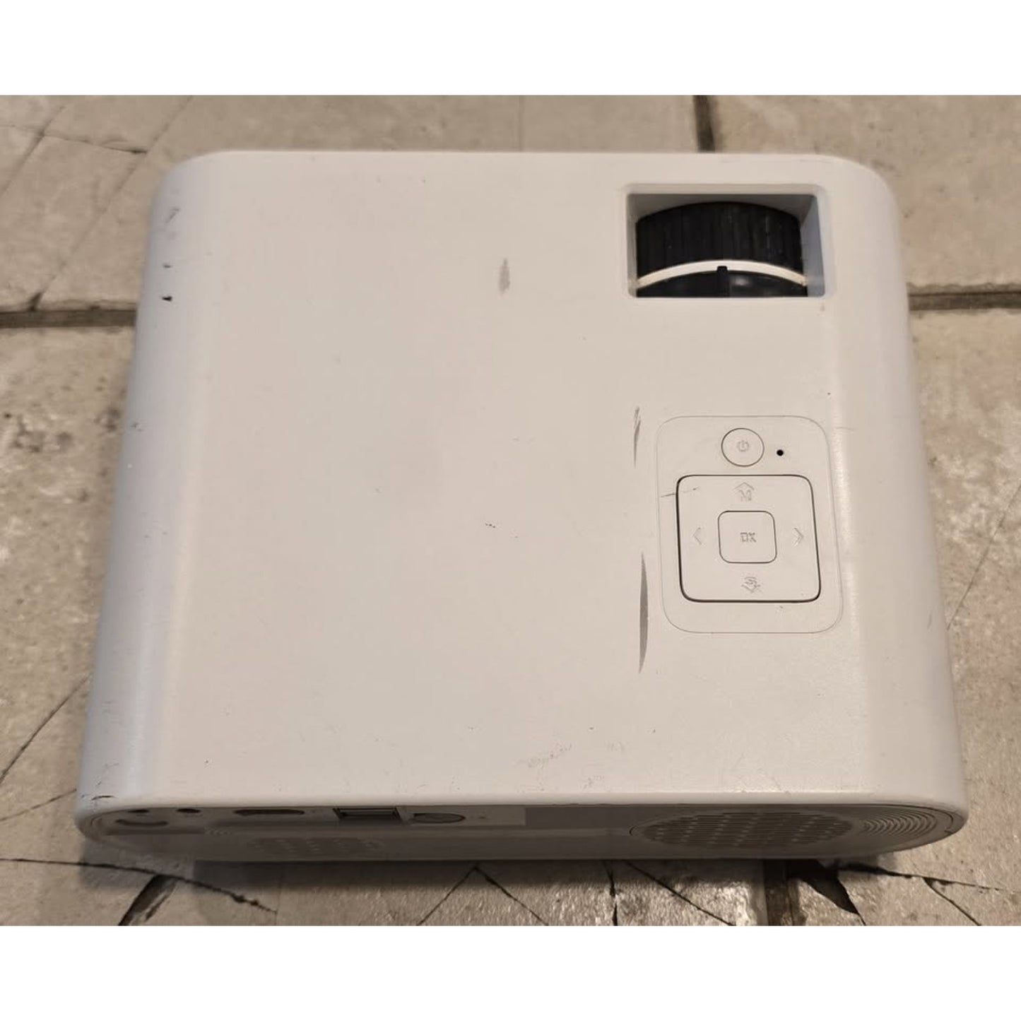 C10 Mini Projector