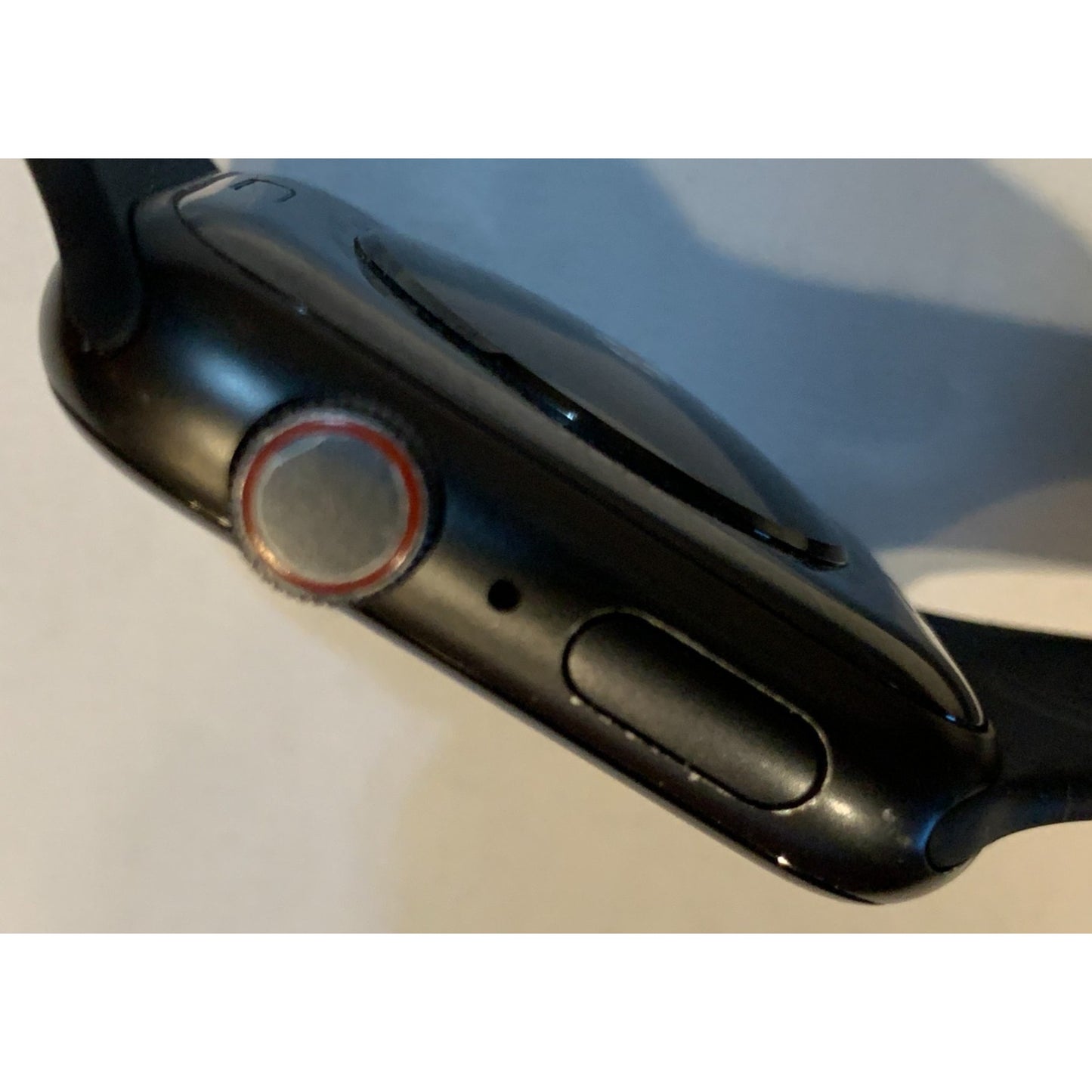 Apple Watch SE 1st Gen 44mm, Space Grey, Cellular, (Scratches)