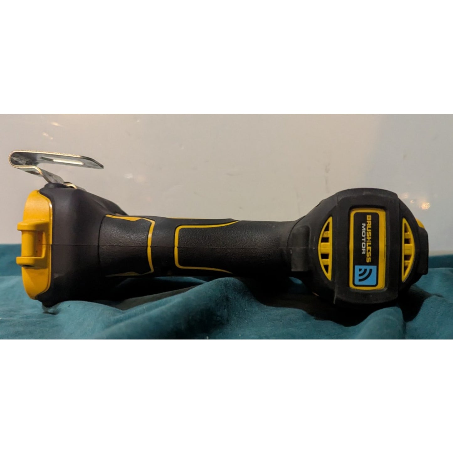 DEWALT 20V MAX XR Brushless Cordless Hammer Drill/Driver DCD797