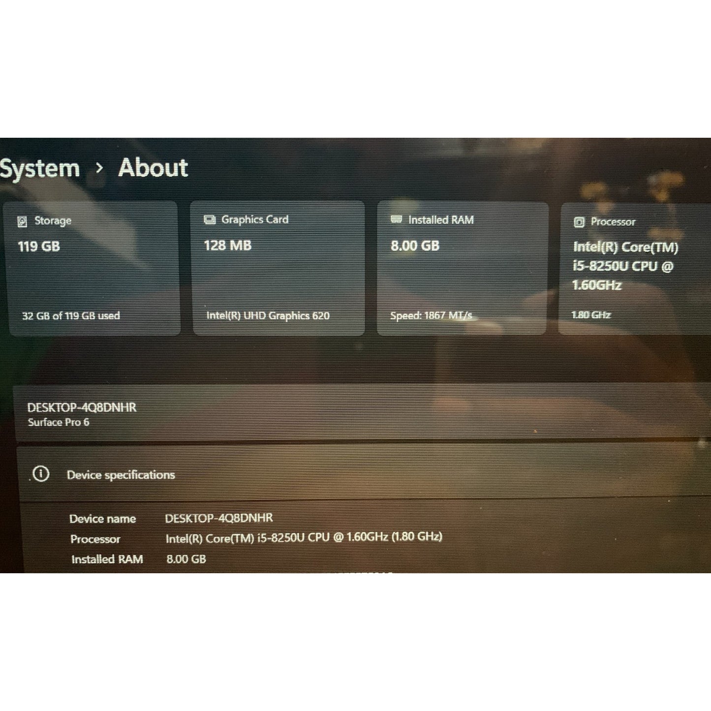 Microsoft Surface Pro 5 i5-8250U 8GB RAM 128GB SSD DDR3 (SCANLINE ISSUE!)