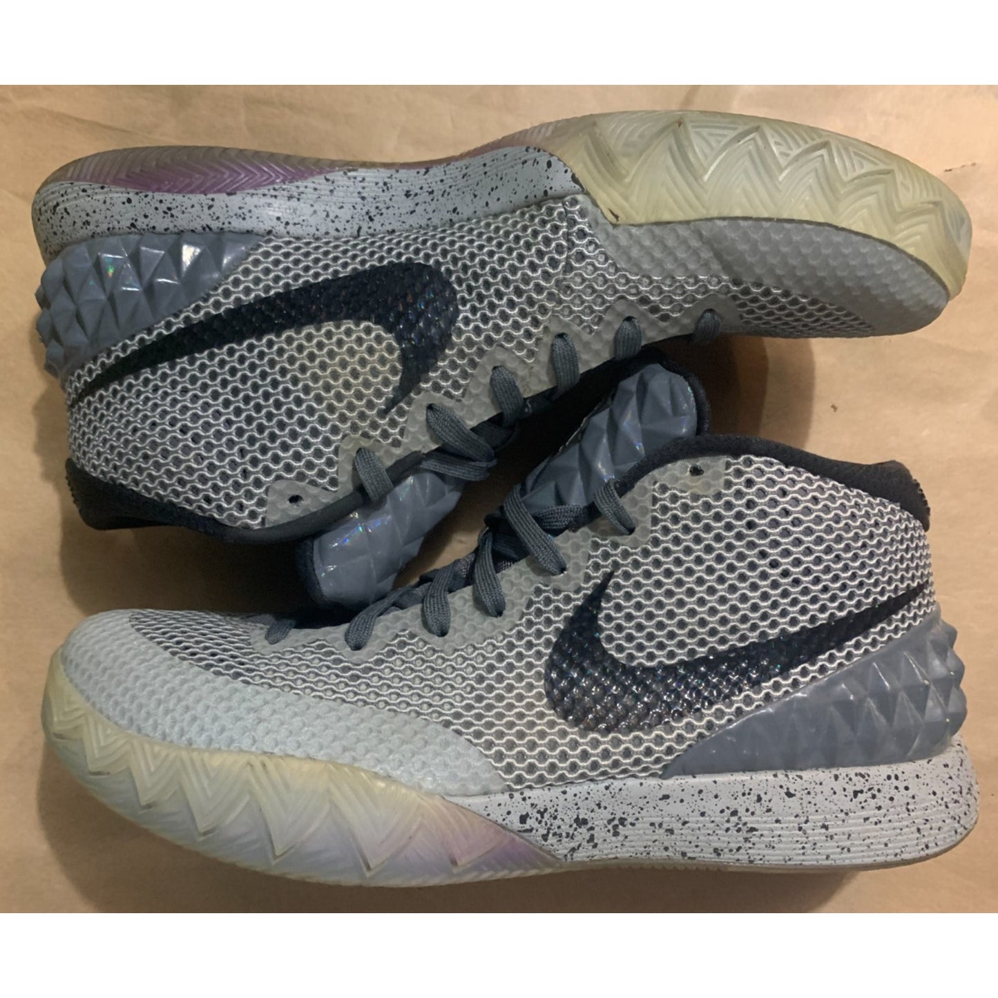 Nike Kyrie 1 All Star Dark Grey Pure Platinum 742547-090 Mens Size 11.5