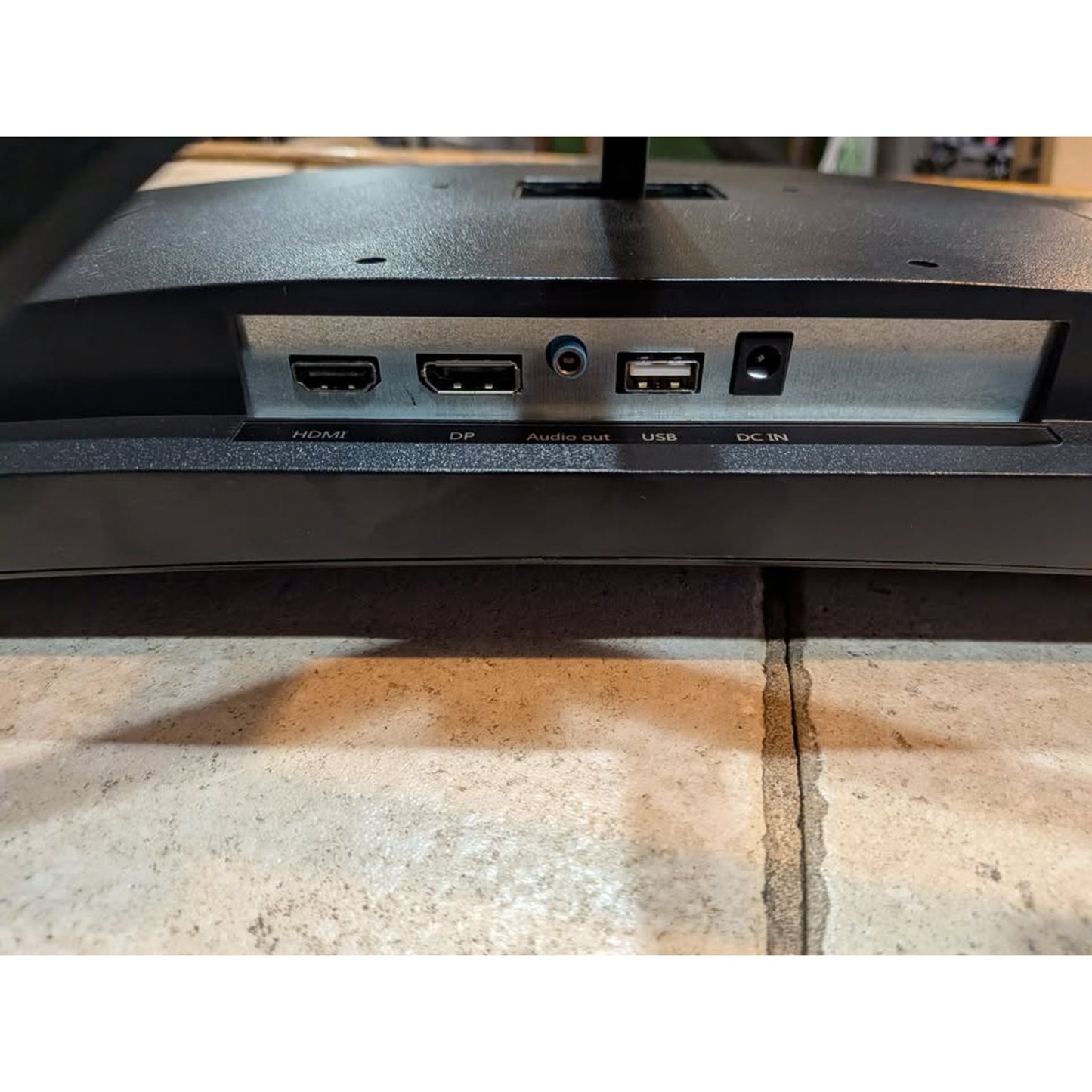 Gawfolk 27" 144Hz/180Hz Curved Gaming Monitor / GF270C