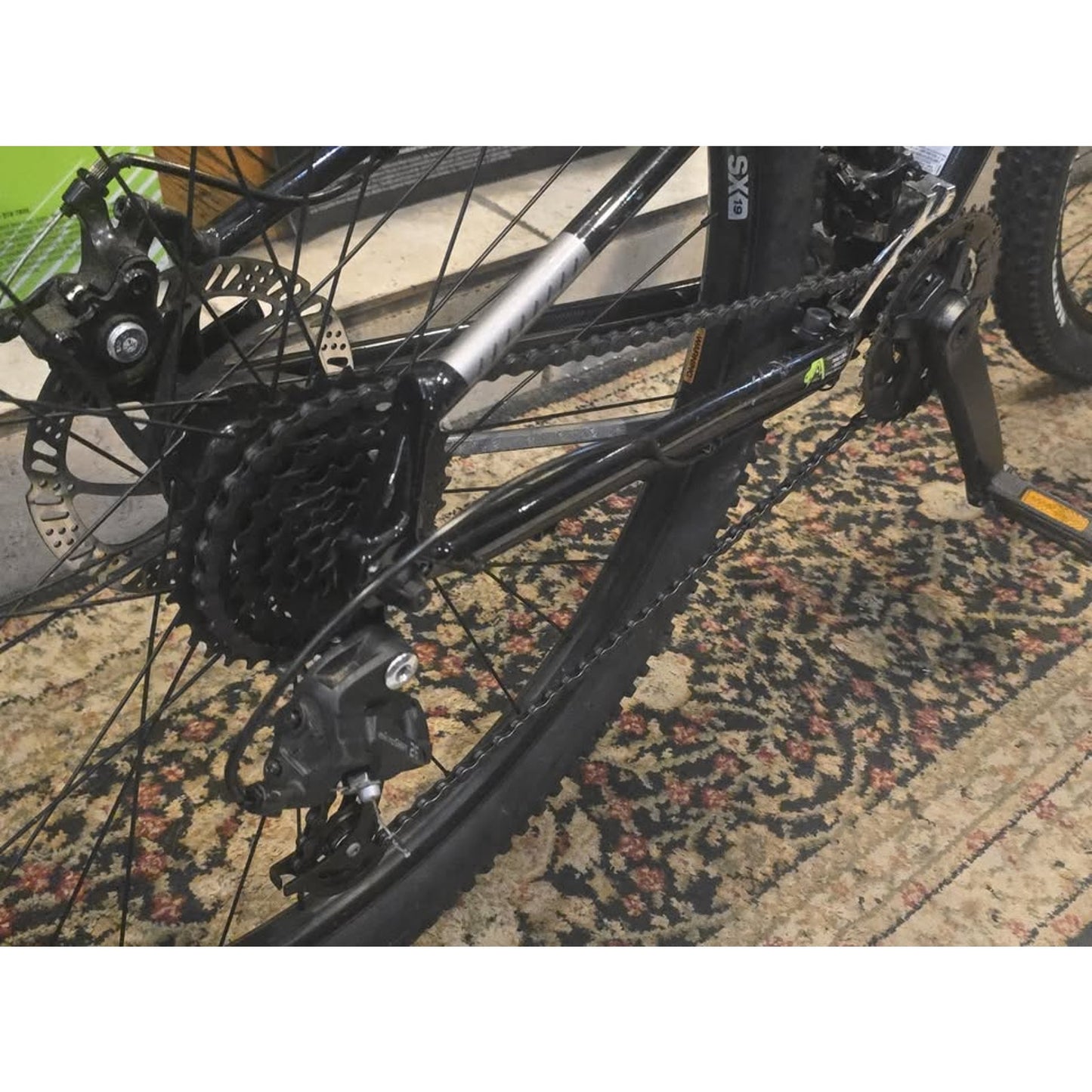 Cannondale Trail 8 Mountain Bike / 13" Frame / 27.5" Wheel / 14-Speed /