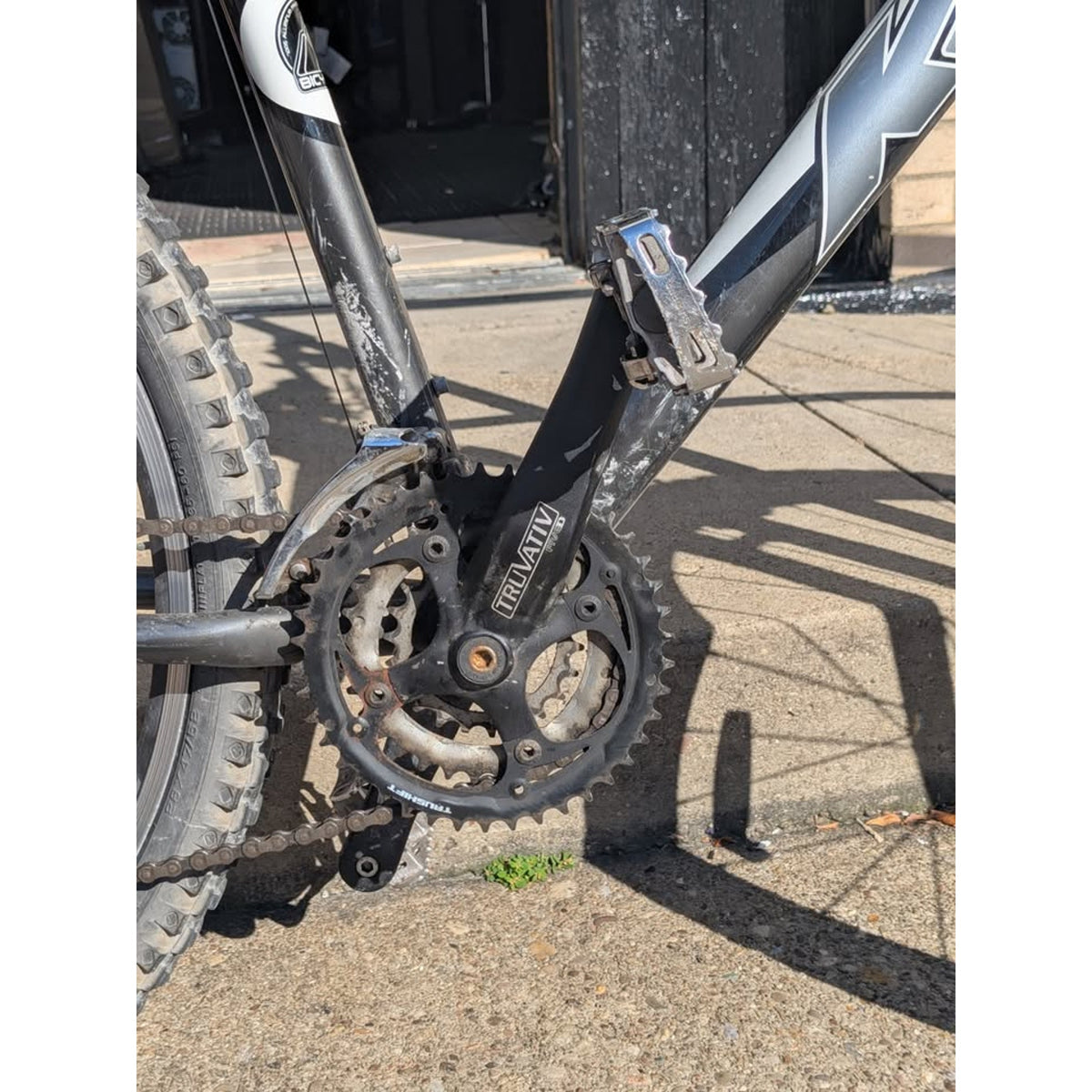 K2 Zed 3.0 Mountain Bike / 20" Frame / 26" Wheels / 24 Speed