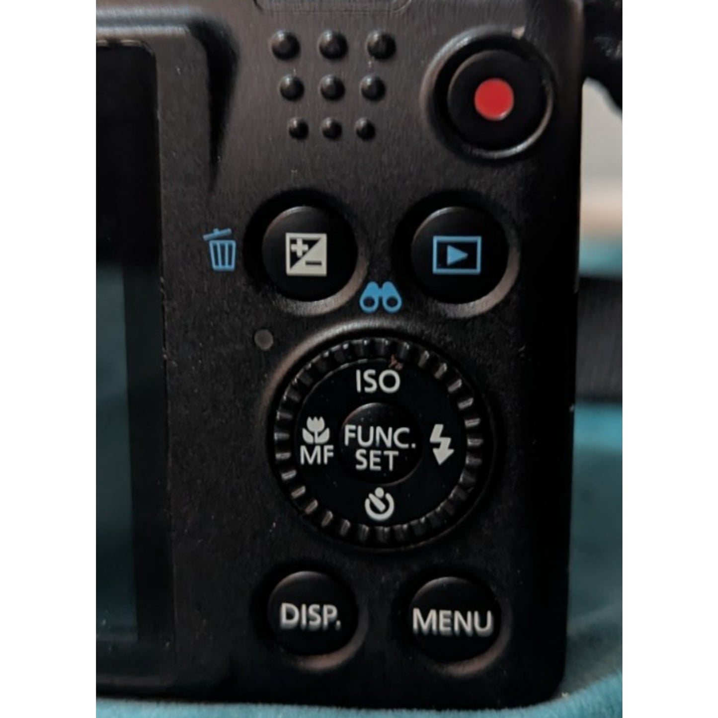 Canon PowerShot SX500 IS 16.0 MP Digital Camera
