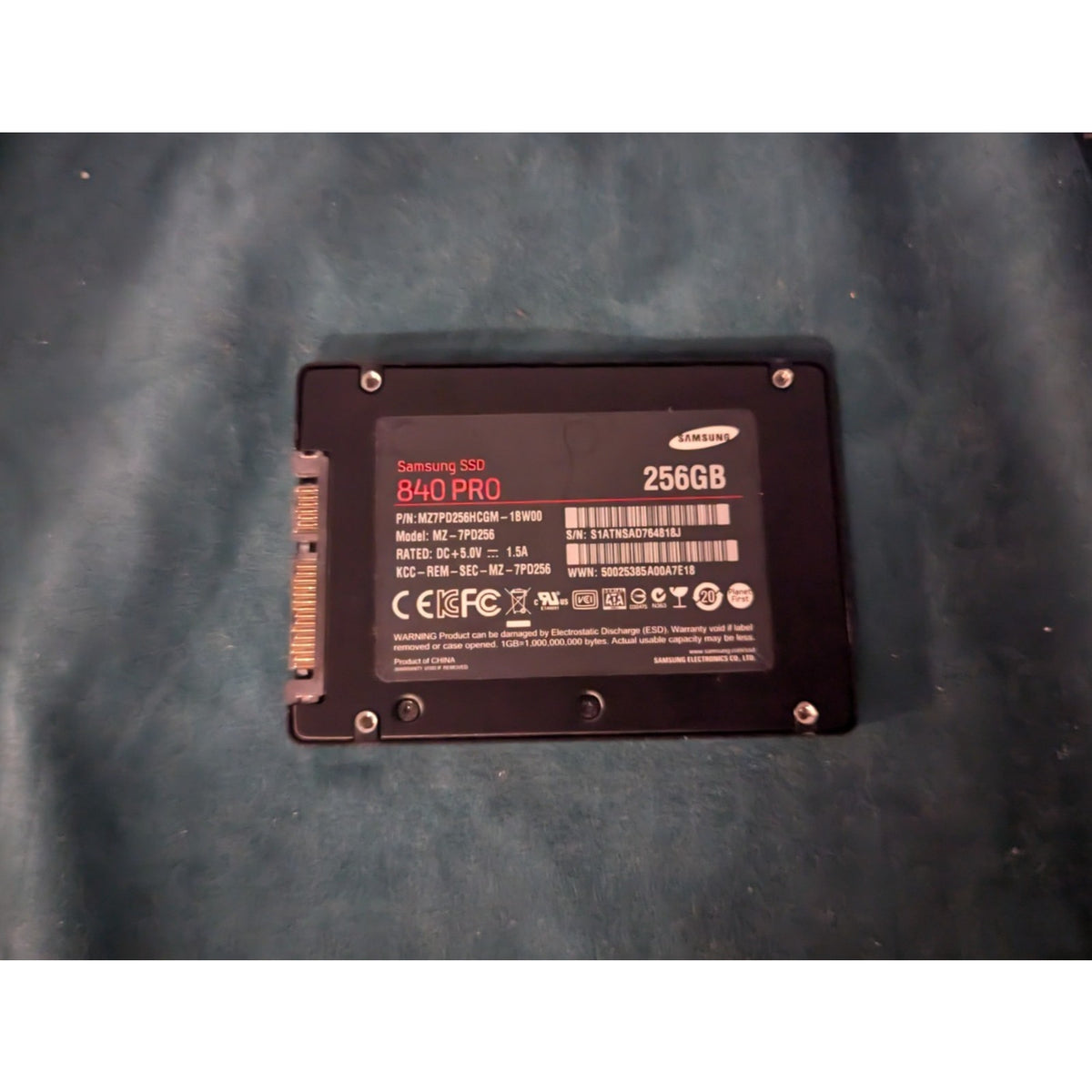 Samsung 840 Pro 256GB 2.5 SATA III Internal SSD