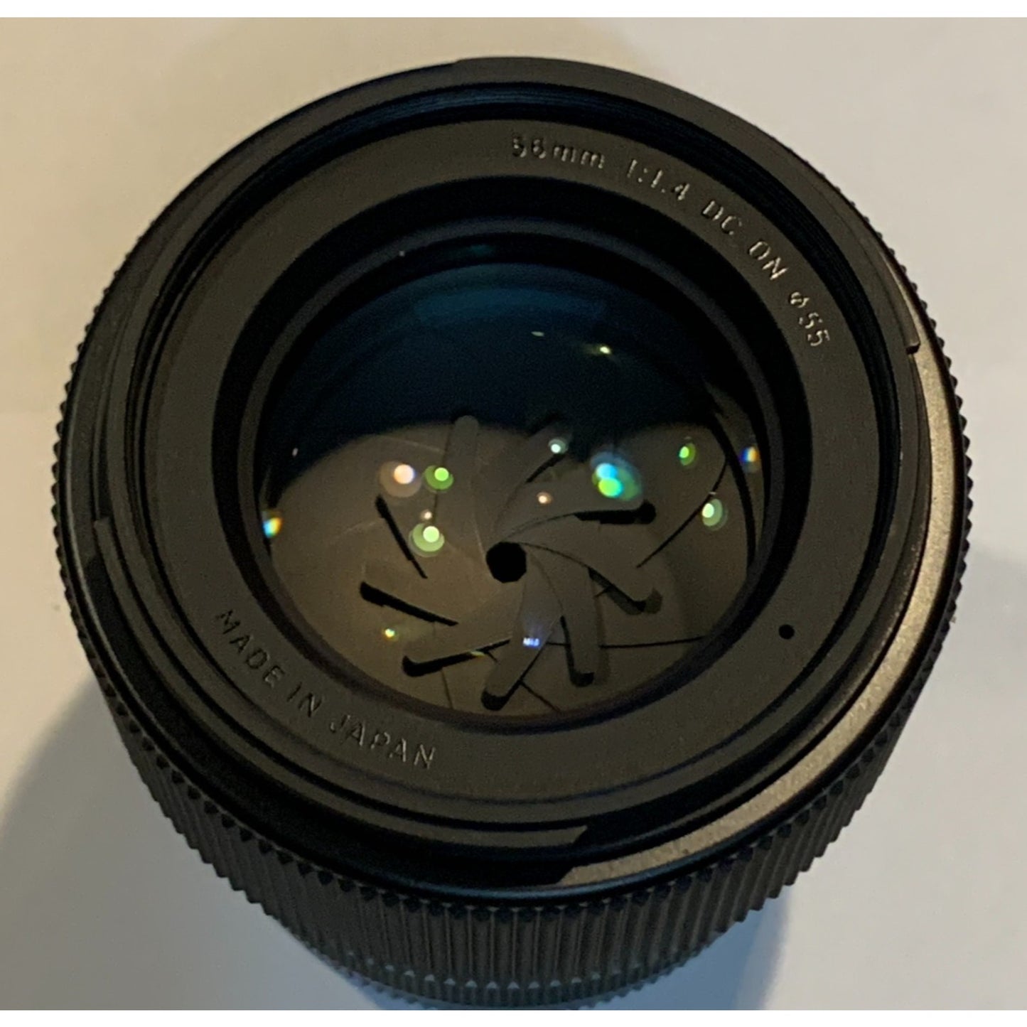 Sigma 56mm 1:1.4 DC DN Contemporary Lens - Black Canon mount