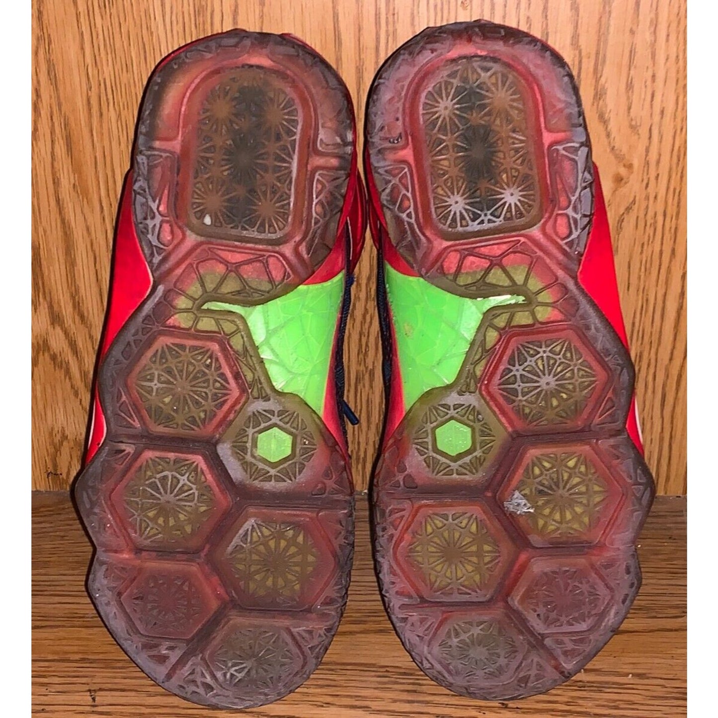 Nike Lebron 12 Superman 685181-601 Red/Blue/Black Size 6.5 Youth