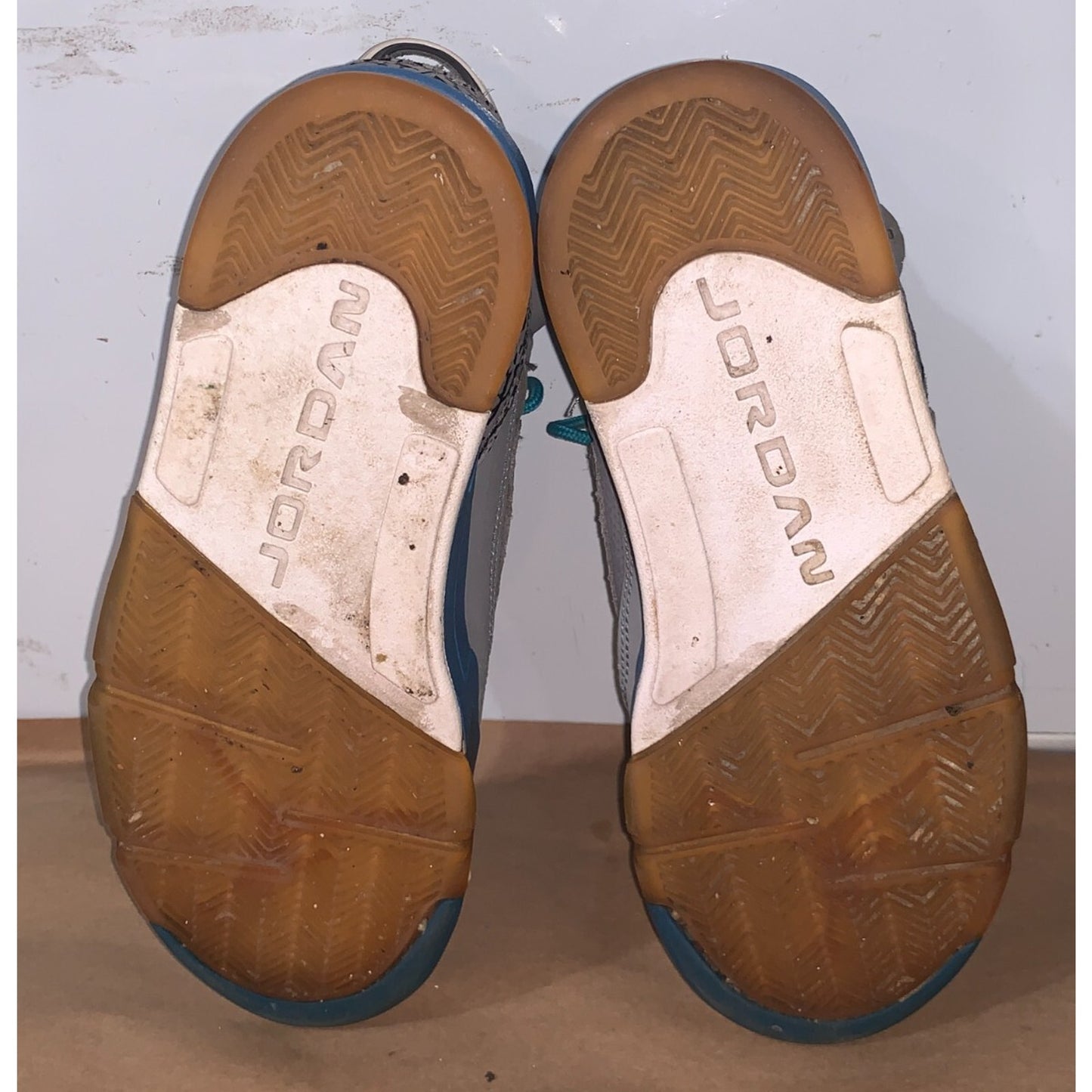 Nike Jordan Son Of Mars “Stealth” Mens sz9 White-Blue-University Gold 512245-037