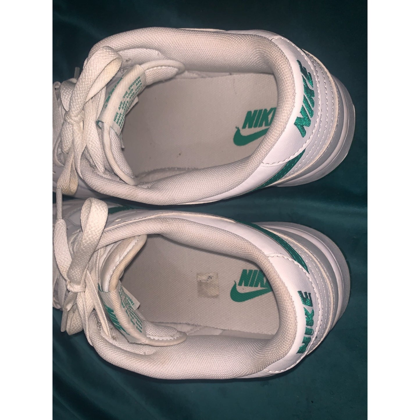 Nike Men's Dunk Low Retro Summit White Malachite Sneakers Size 11 US DV0831-107