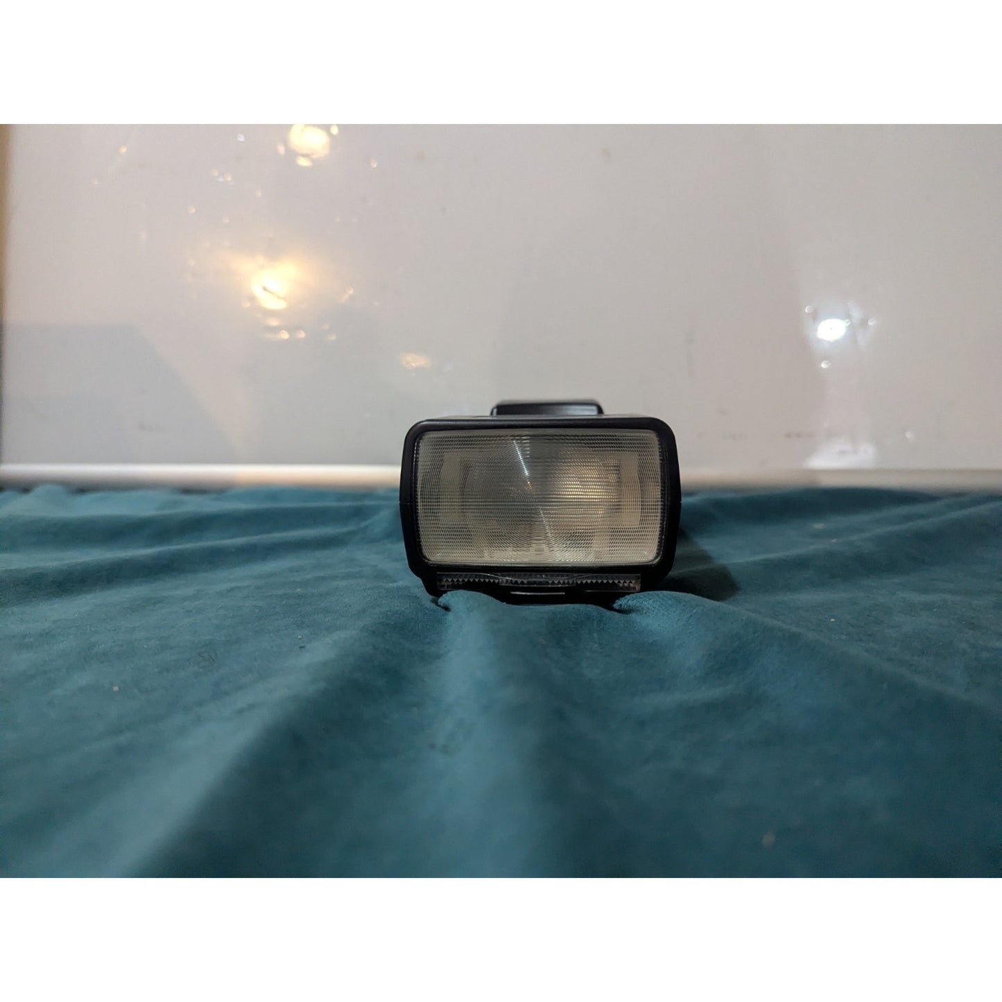 Neewer Speedlite NW-670 TTL Flash Camera with LCD Display