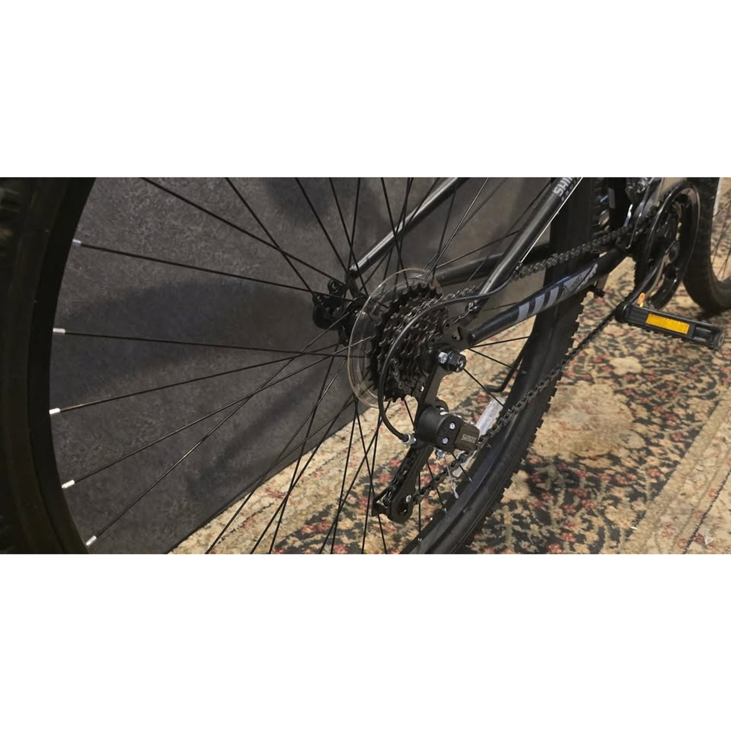 Hyper Havoc FS 29 Mountain Bike / 29" Wheels / 18" Frame / 21-Speed /