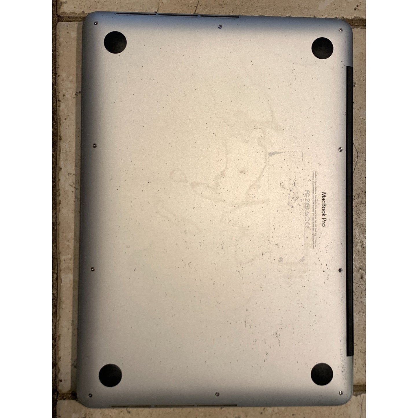Apple MacBook Pro A1502 2015 Intel i5 2.9GHz 8GB Ram 128GB SSD Monterey