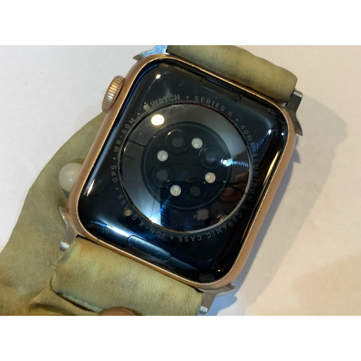 GPS Only Apple Watch Series 6 40MM Space Gray Aluminum A2291