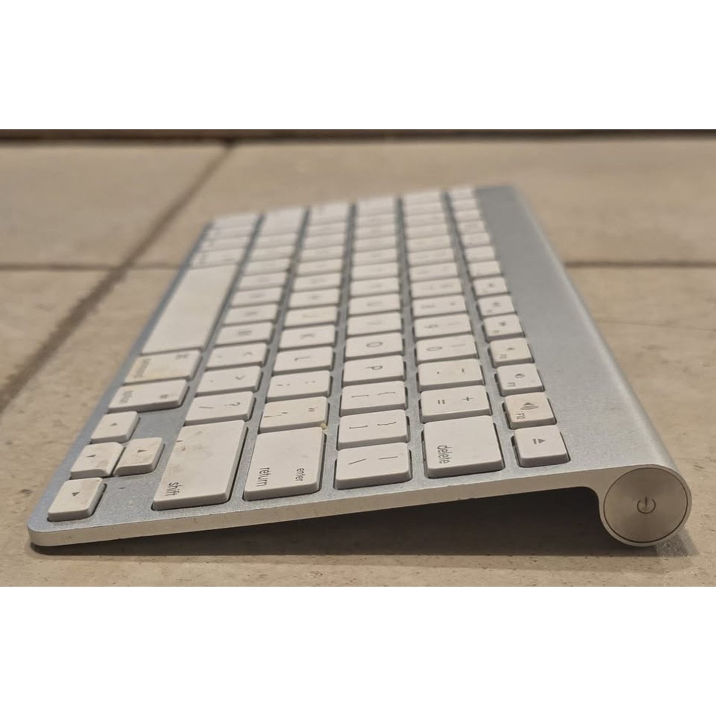 Apple Wireless Keyboard / A1314 /