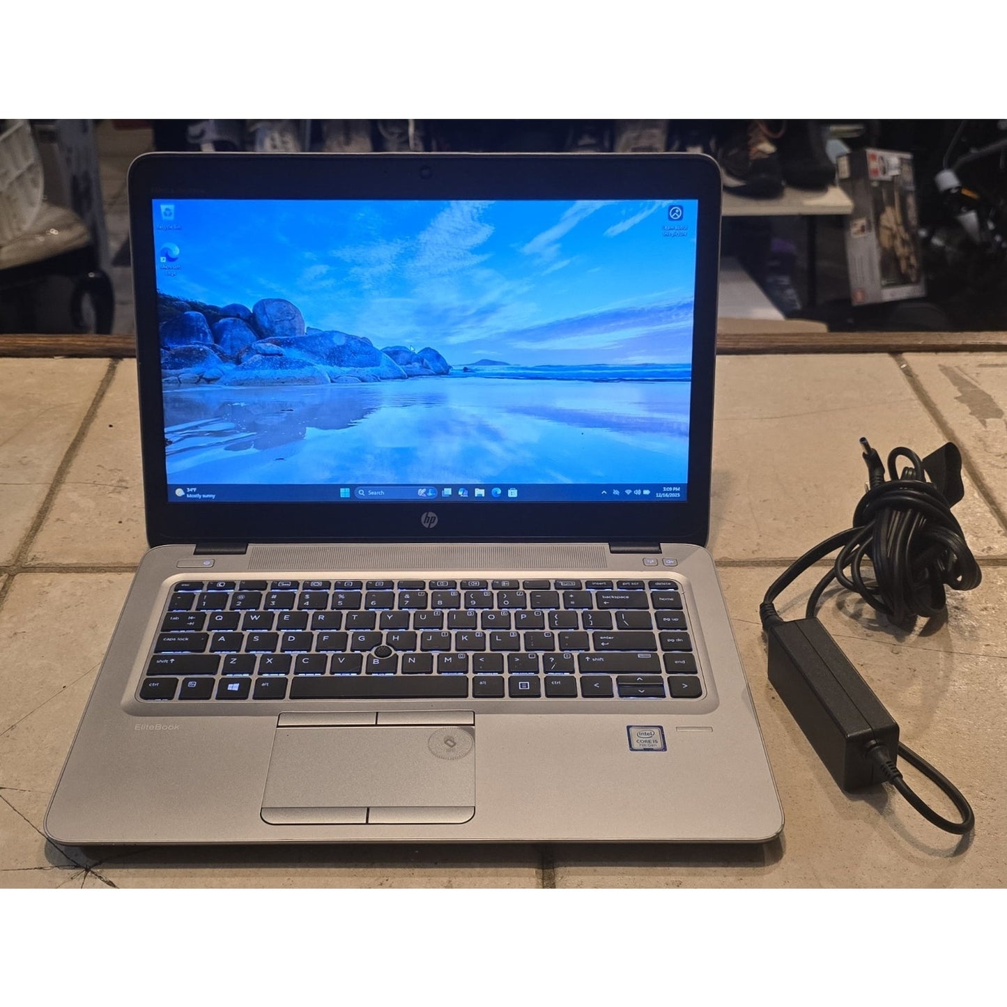 HP EliteBook 840 G4 Laptop Intel i5-7th Gen 8GB RAM 256GB NVMe Win 11 Home