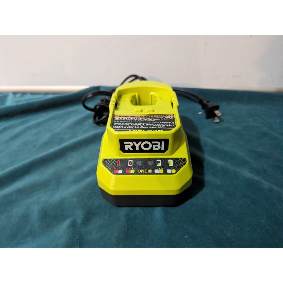 Ryobi ONE+ 18V Cordless Reciprocating Saw PCL515 w/ Battery Charger & 4AhBattery