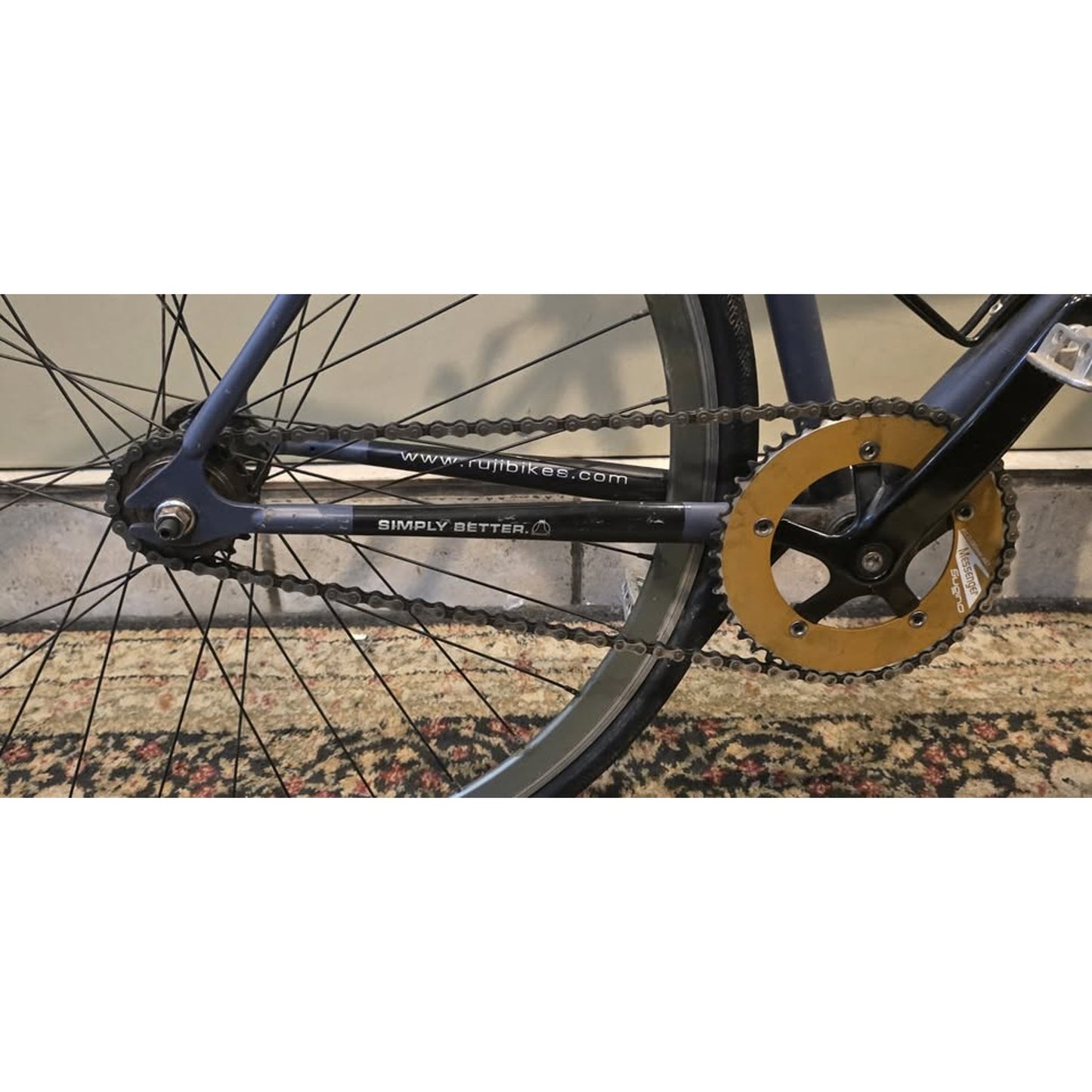 Fuji Single Speed Custom Road Bike / 700cm Wheels / 19" Frame /