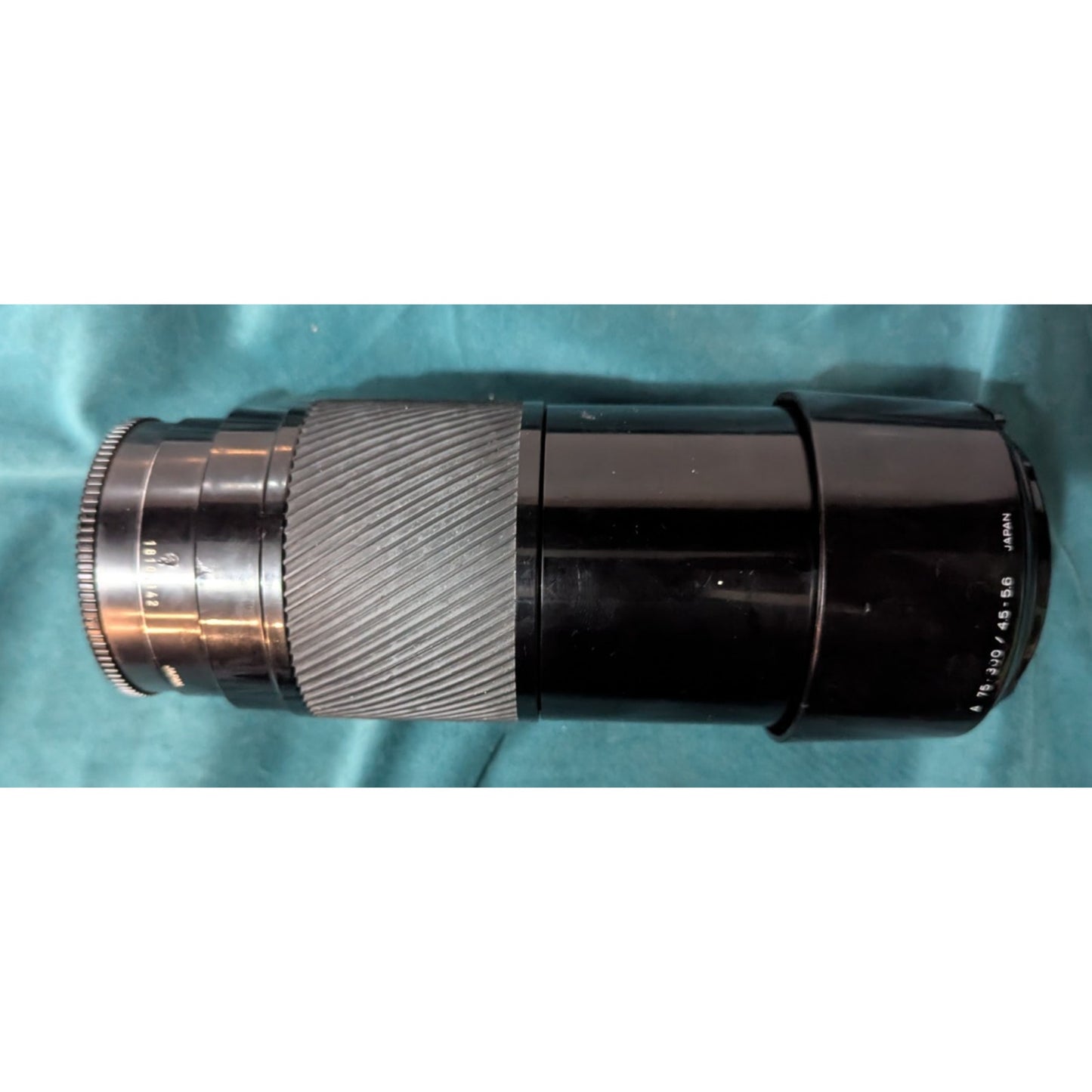 Minolta AF 75-300mm F/4.5-5.6 Zoom Lens