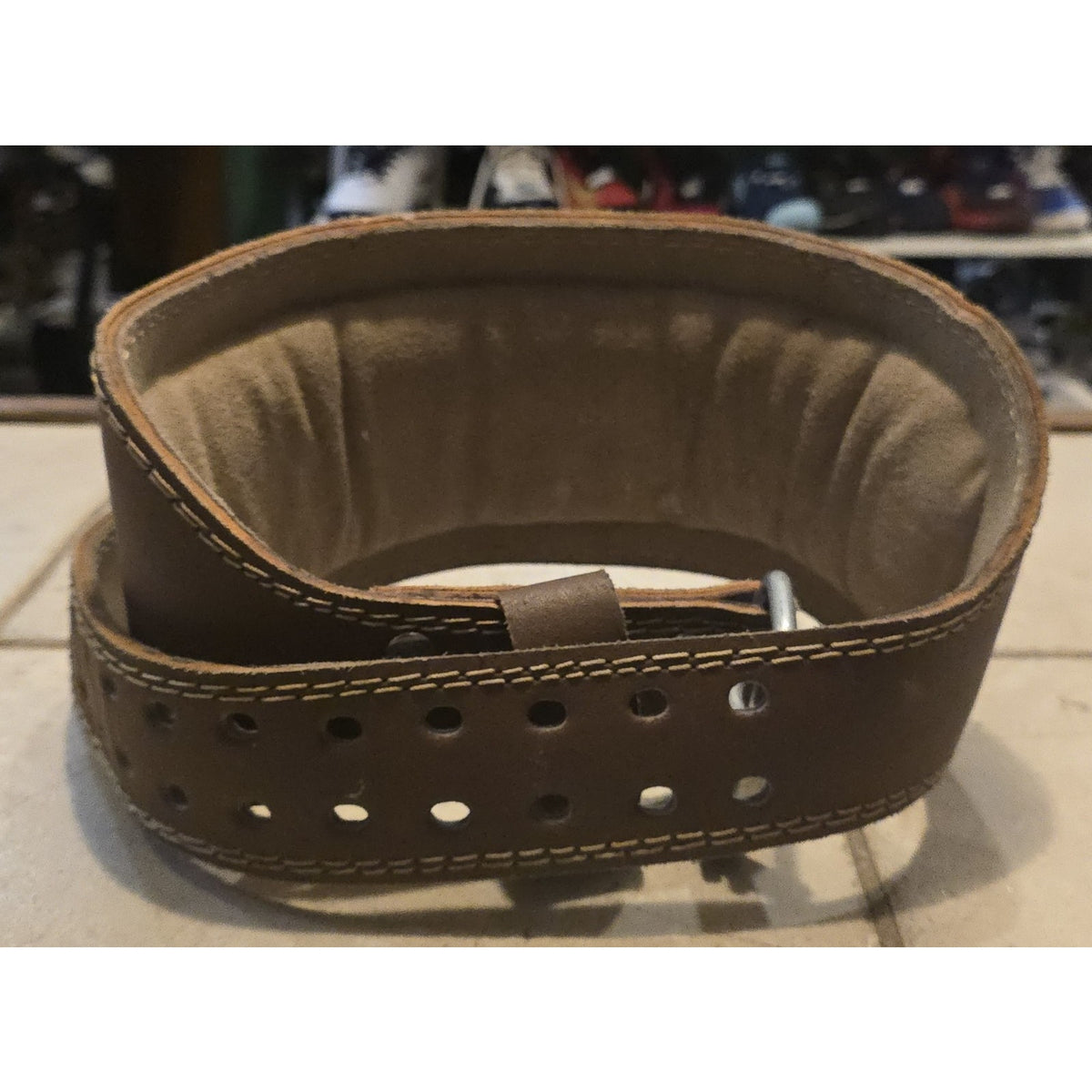 Harbinger 6" Padded Leather Weight Lifting Belt