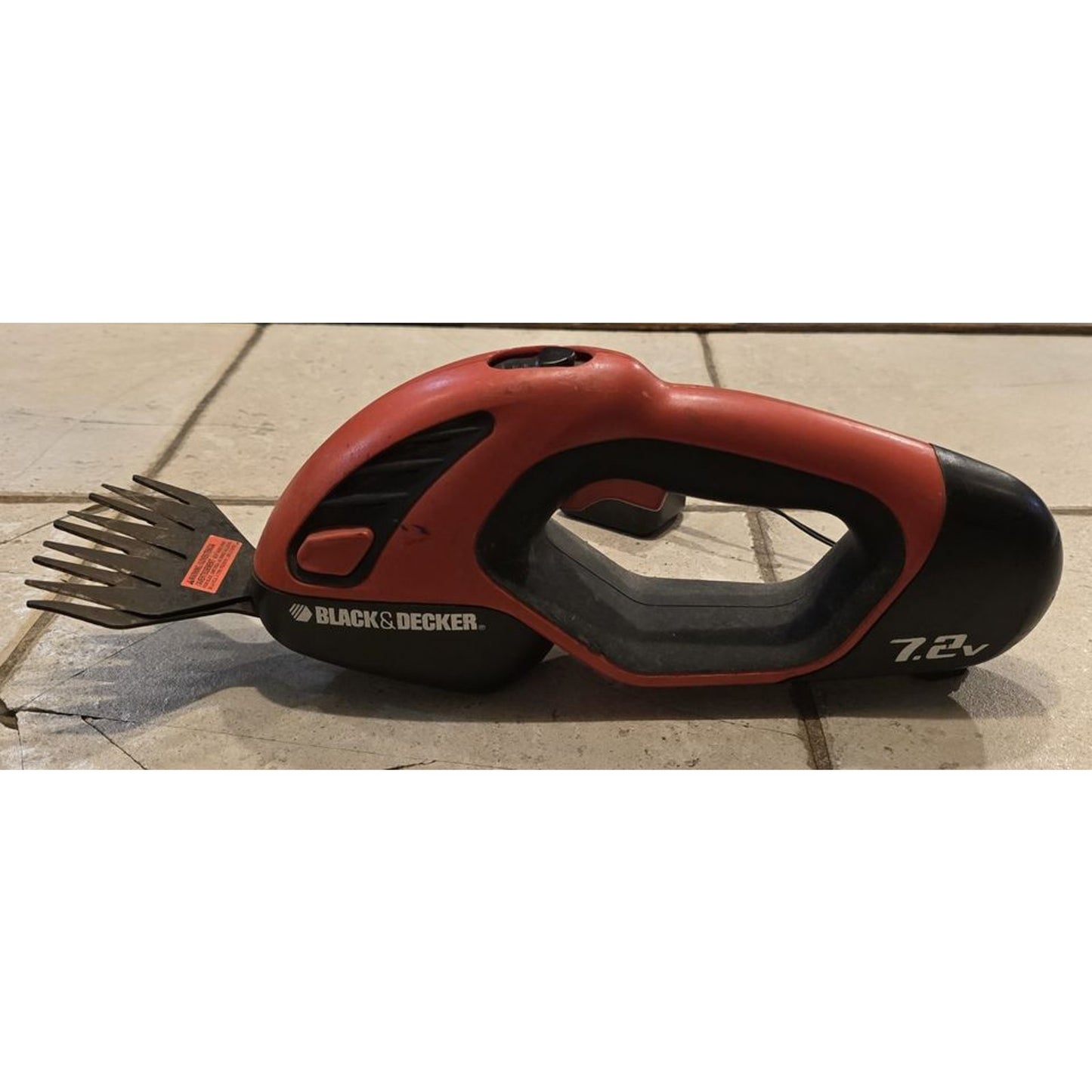 Black & Decker SCC1000 Cordless Hedge Trimmers
