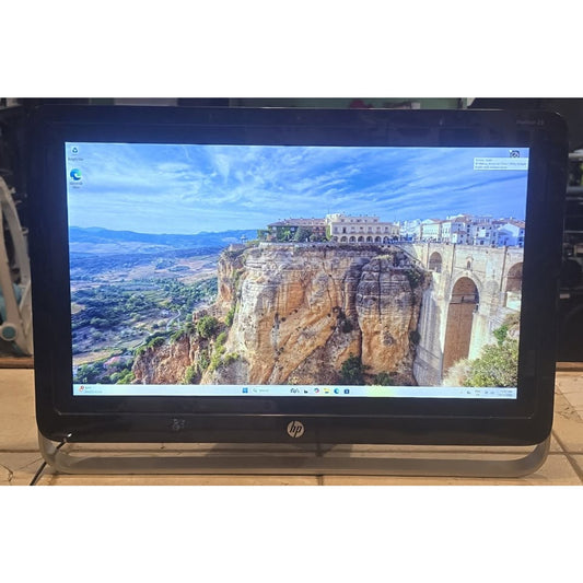 HP Pavilion 23 Touchscreen Desktop / All in One / AMD A6 5200 / 1TB HDD / 8GB Ram / 34-H024 /