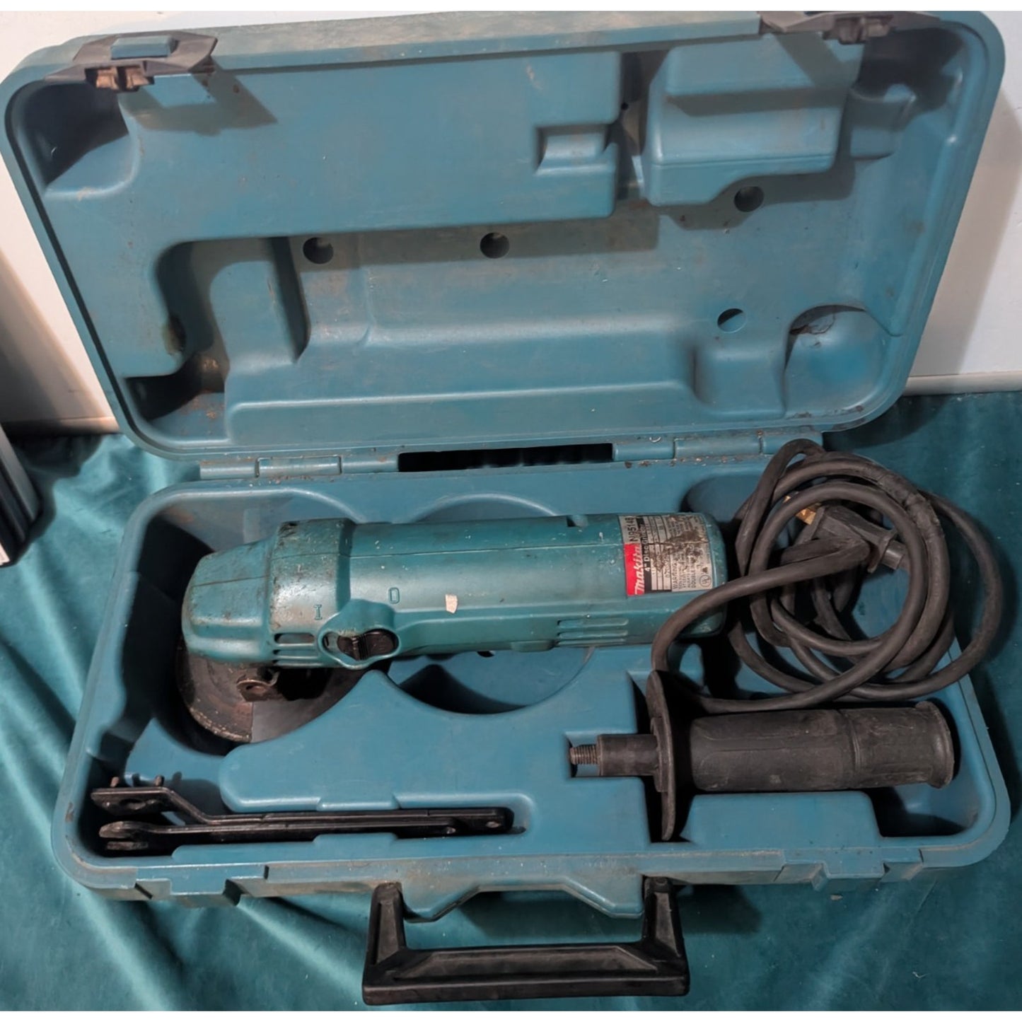 Makita GA4030 Corded 4" Angle Grinder
