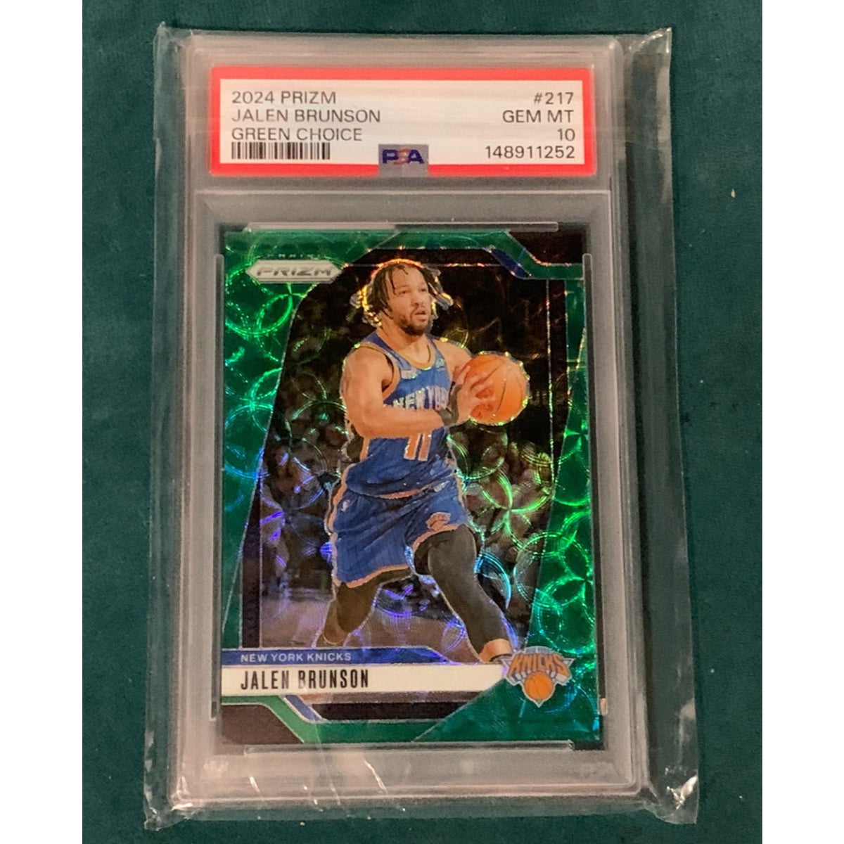 2024 PANINI PRIZM GREEN CHOICE #217 JALEN BRUNSON 6/8 PSA 10