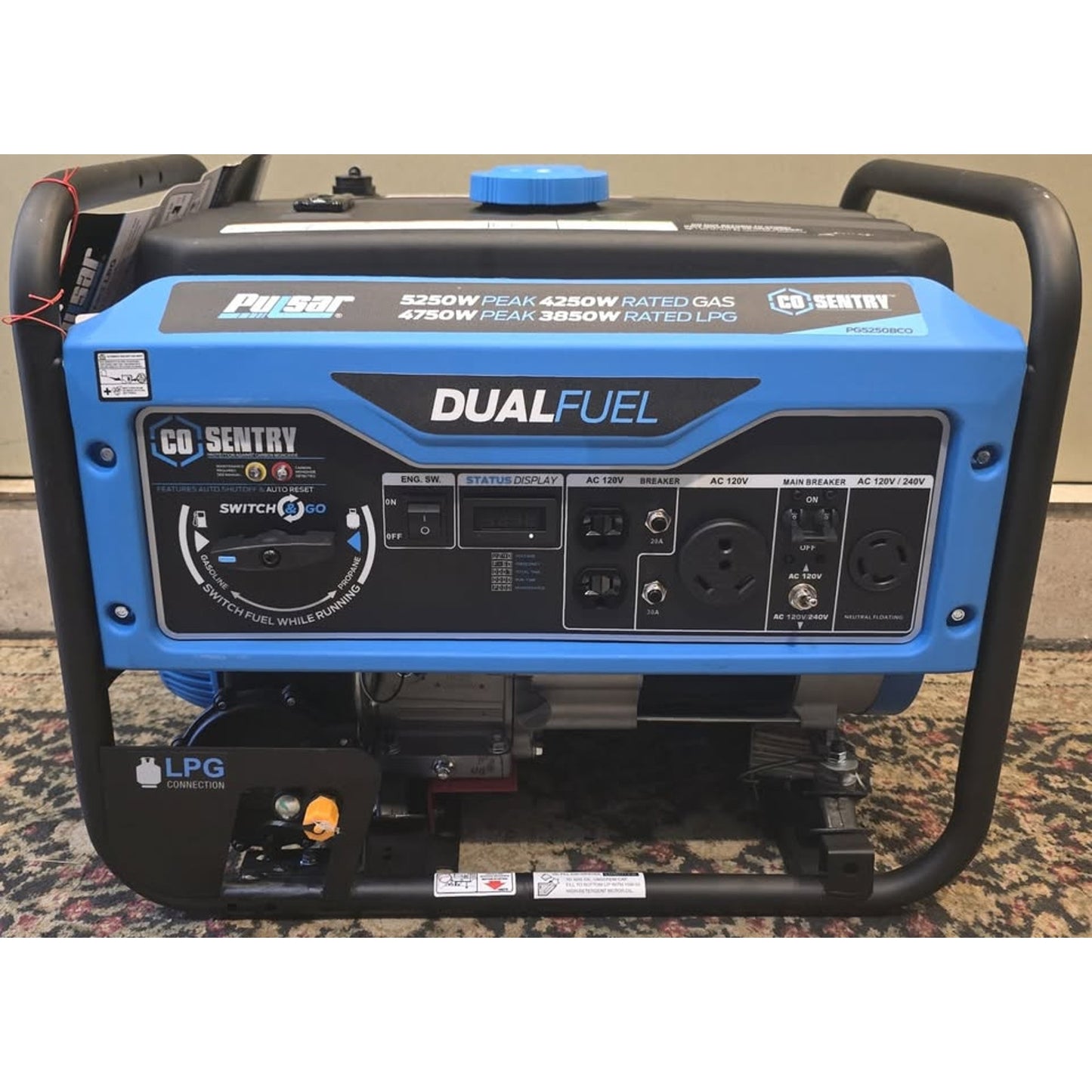 Pulsar 5,250W Dual Fuel Portable Generator w/ CO Sentry / PG525BCO /